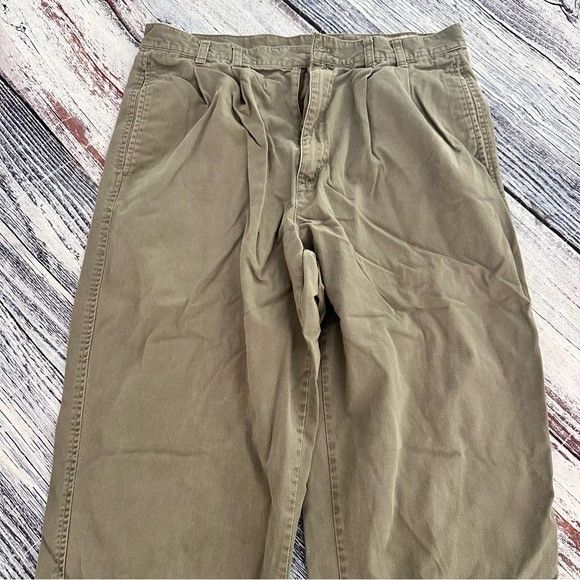 Eddie Bauer Vintage Eddie Bauer Pleated Olive Green Chinos Size US 36 / EU 52 - 3 Thumbnail