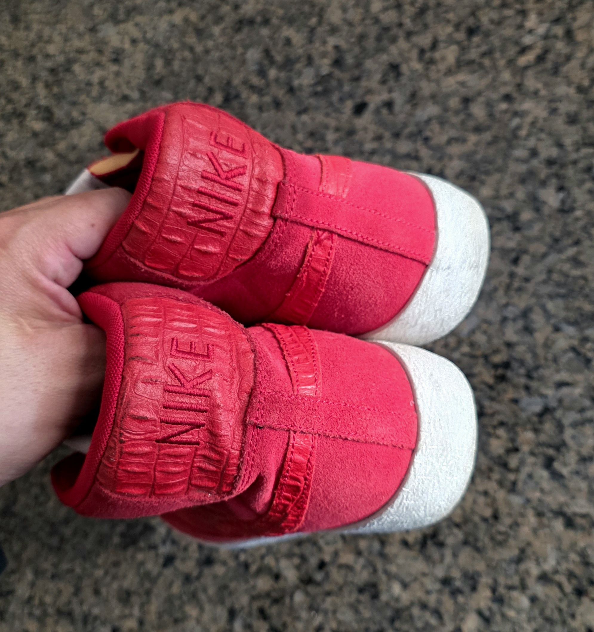 Nike Nike Blazer Mid Shoes Mens Size 9 Red Suede High Top Size US 9 / EU 42 - 6 Thumbnail