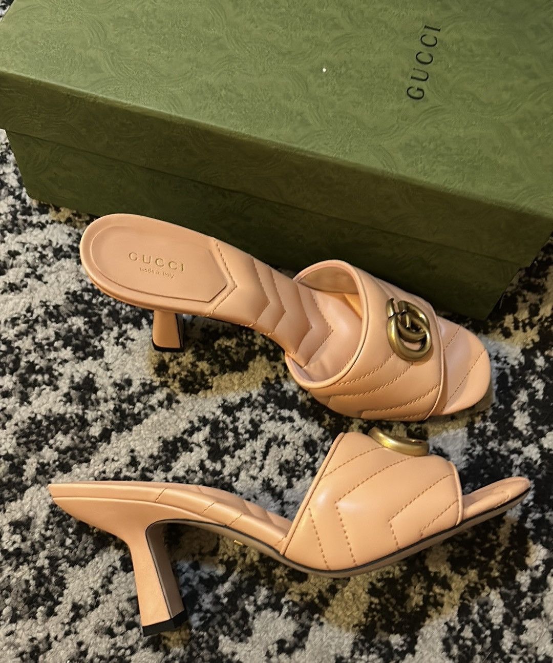 Gucci Gucci Women’s Double G Slide Sandal size 39 Size US 9 / IT 39 - 3 Thumbnail