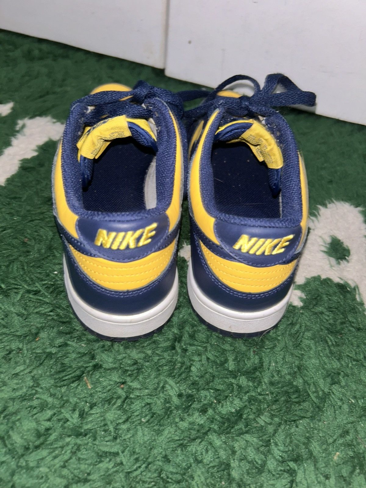 Nike Size 6 - Nike Dunk Low Michigan 2021 Preowned No Box Size US 6 / EU 39 - 5 Thumbnail