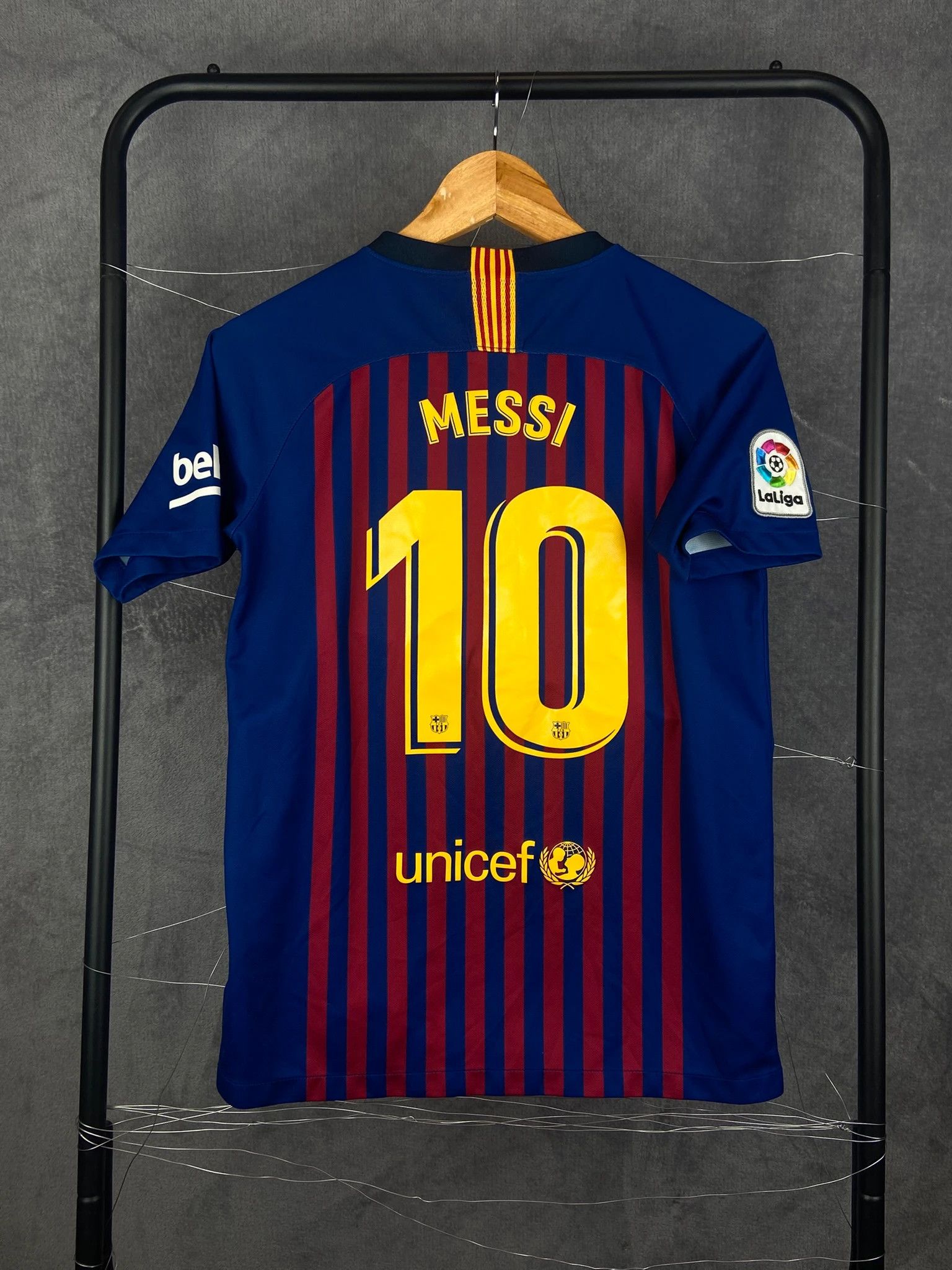 Nike Nike FC Barcelona Lionel Messi | La Liga Patch | Size S Size US S / EU 44-46 / 1 - 1 Thumbnail