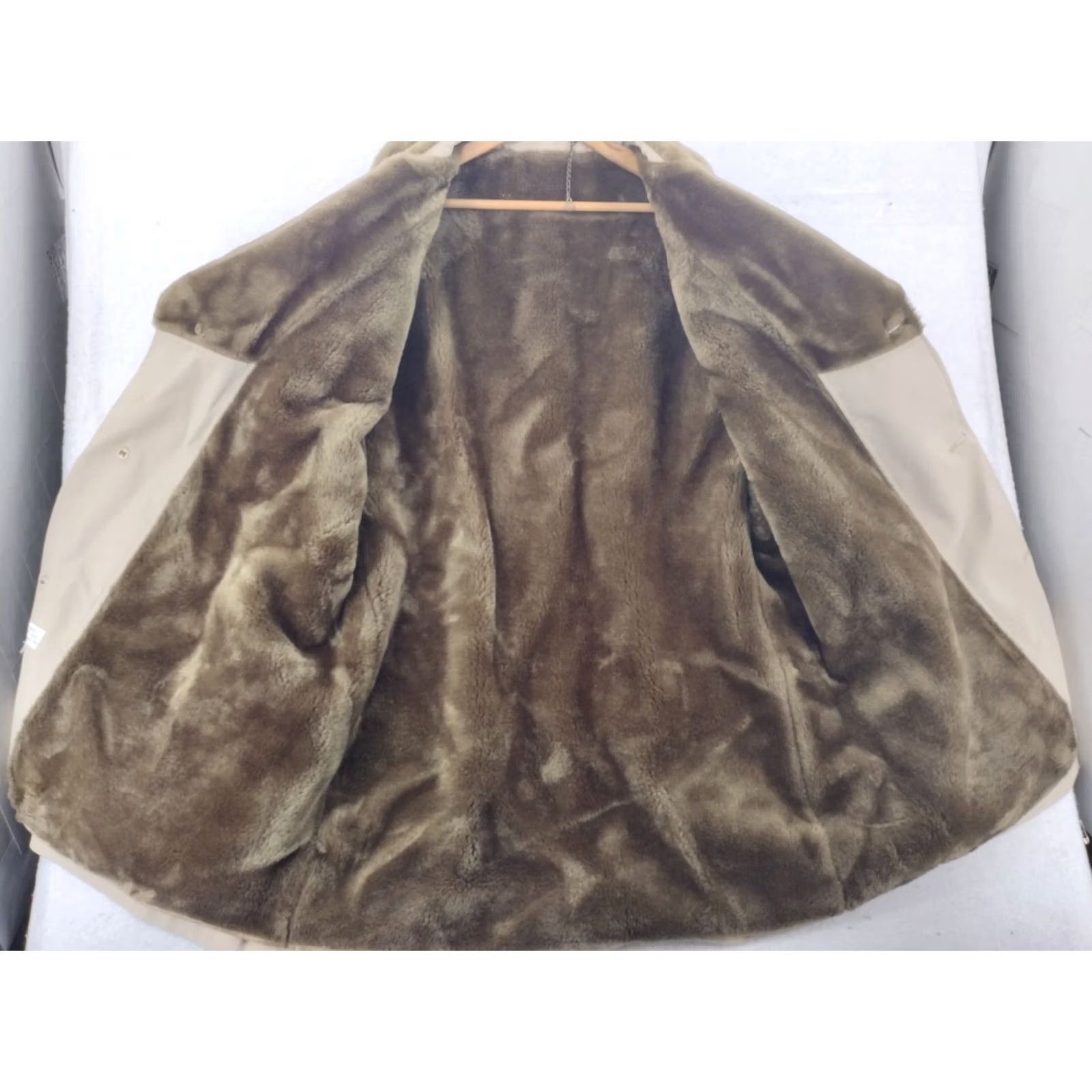 Vintage Driving Coat Mens 46 Long Brown Khaki Faux Fur Lined Big Buttons Deep Pockets Coat Mens 46 Long Brown Faux Fur Lined Canvas Cotton Blend XXL? Size US S / EU 44-46 / 1 - 4 Thumbnail