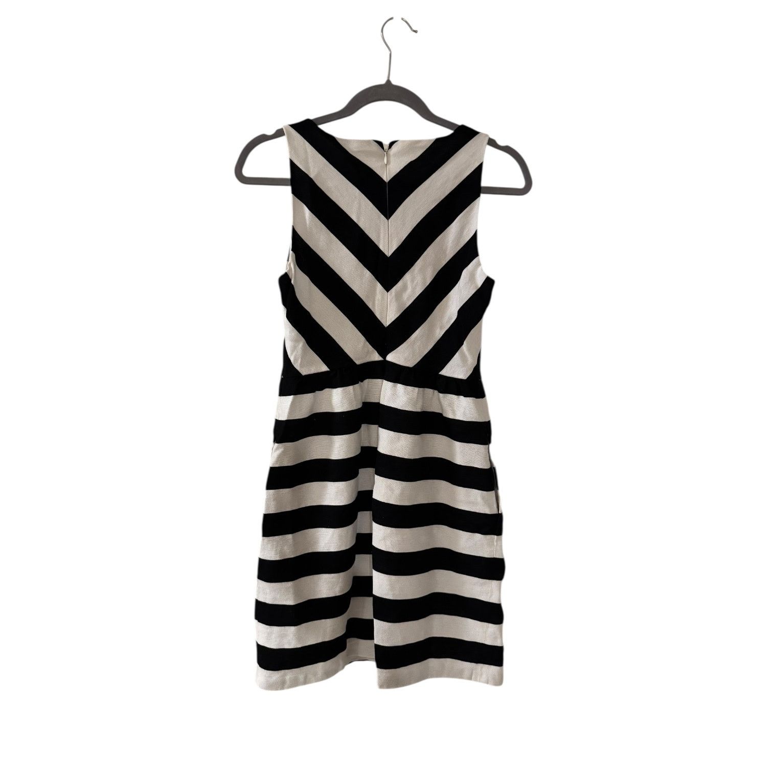 Ann Taylor Ann Taylor Loft Stripe Dress Size 4 Black White Flirty Chic Size S / US 4 / IT 40 - 7 Thumbnail