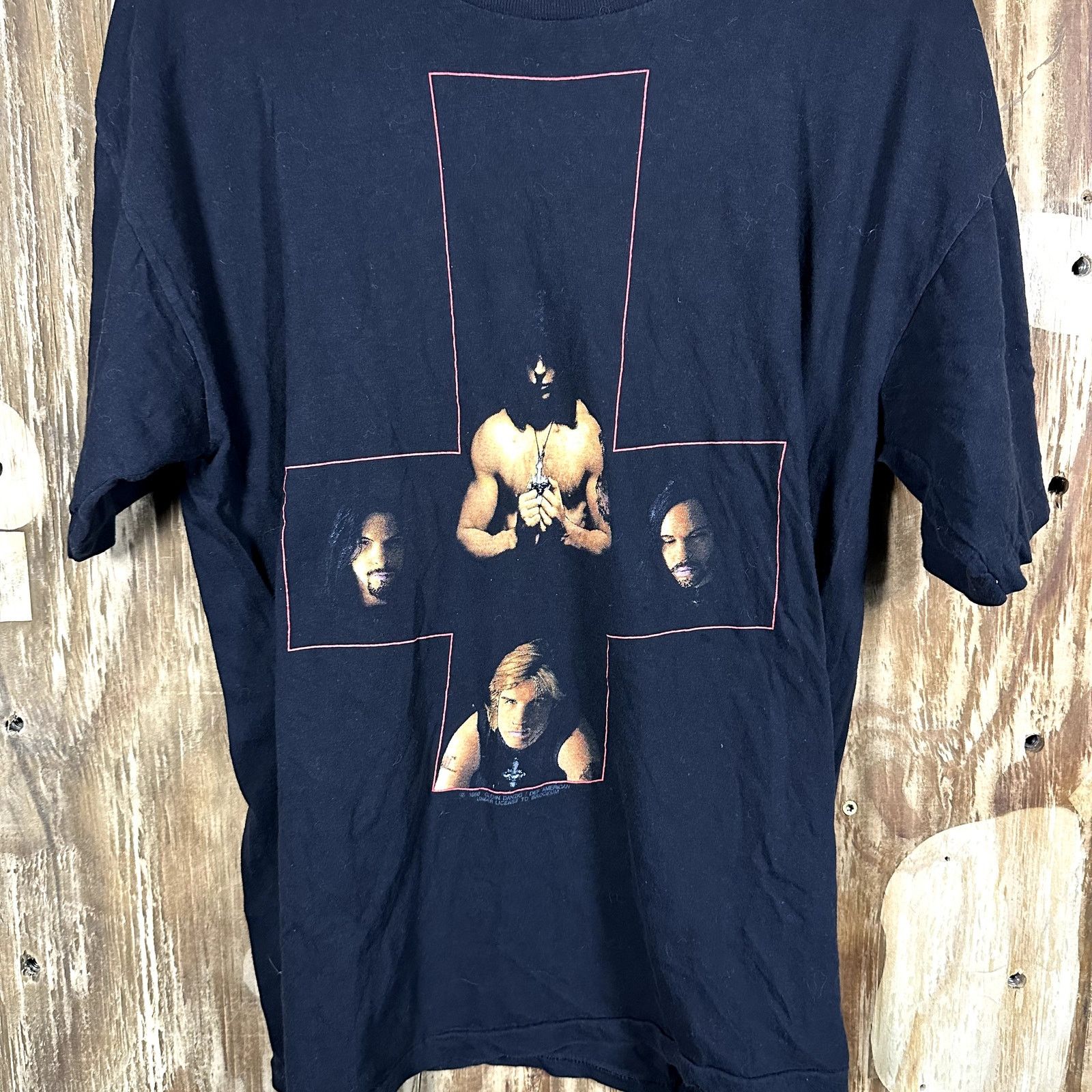 Band Tees × Vintage Vintage Danzig Band Shirt Size Large 1990 21.5x27 Size US L / EU 52-54 / 3 - 3 Thumbnail