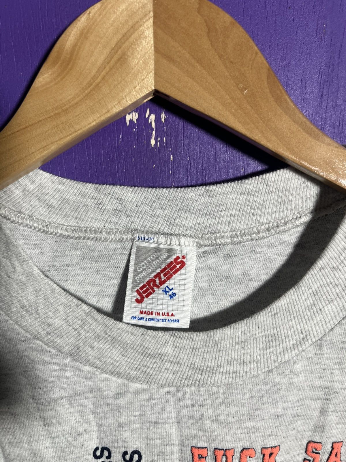 Vintage Vintage 90s Fuck everything text t-shirt Size US XL / EU 56 / 4 - 4 Thumbnail
