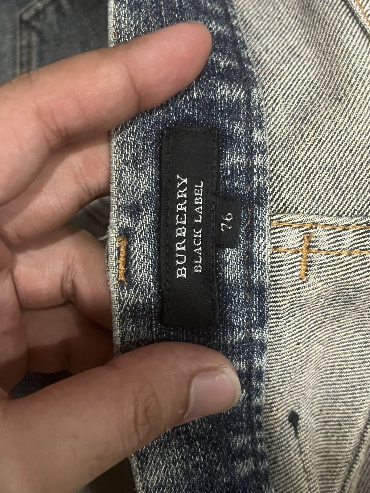 Burberry Vintage Burberry Black Label Blue Faded Washed Straight Jean Size US 30 / EU 46 - 18 Thumbnail