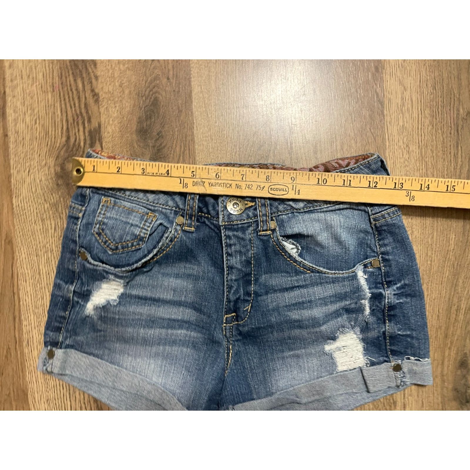 Vintage Mudd Shorts Juniors Size 3 Blue Denim Cut Off Distressed Pockets cuffed Size 26" / US 2 / IT 38 - 7 Thumbnail