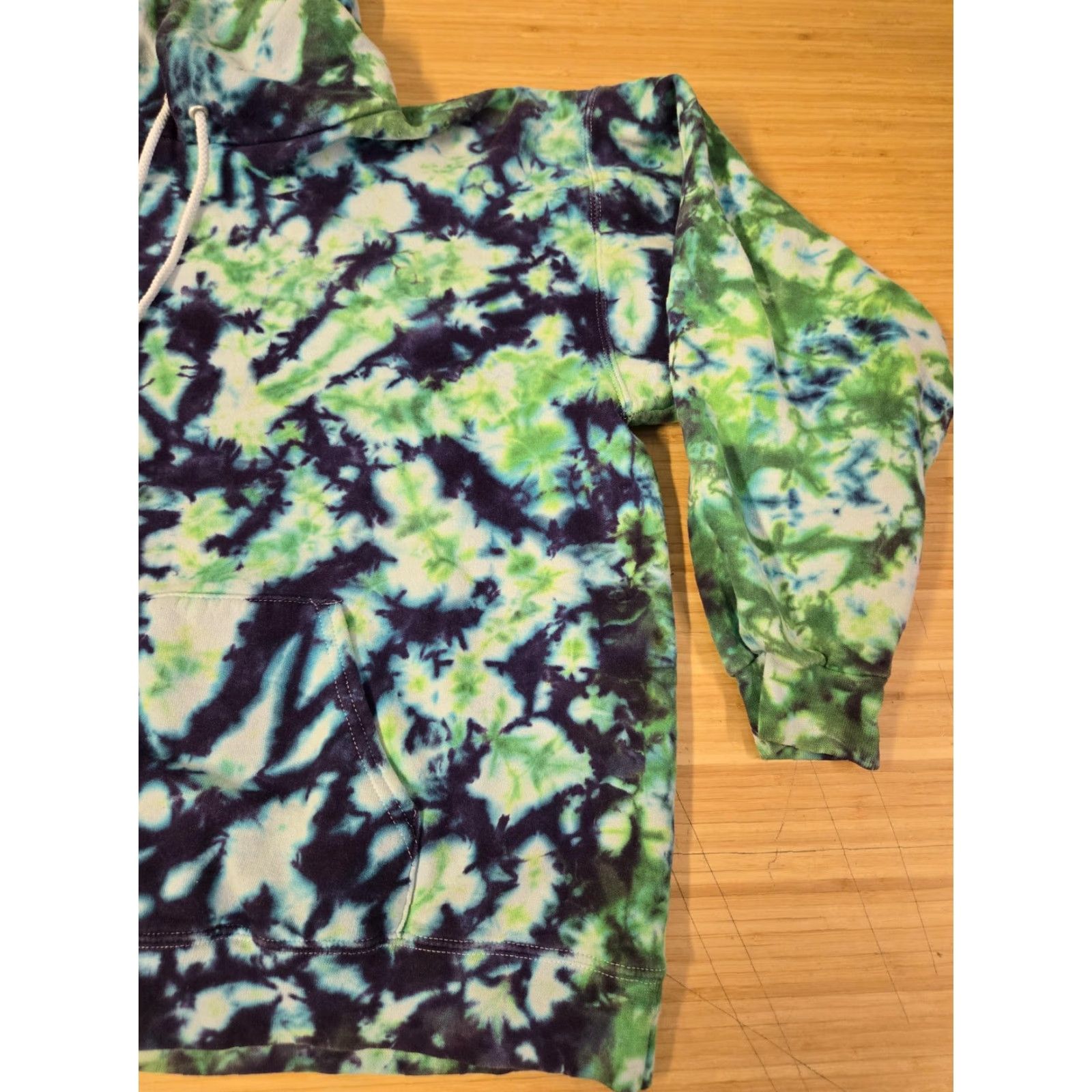 Hanes Hanes Hoodie Mens M Tie Dye Pullover Ultimate Cotton Printpro Sweatshirt Multicolor Graphic Print Size US M / EU 48-50 / 2 - 2 Thumbnail