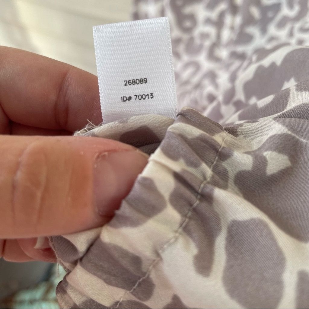 Loft Ann Taylor LOFT Animal Print Top Size S Size S / US 4 / IT 40 - 10 Thumbnail