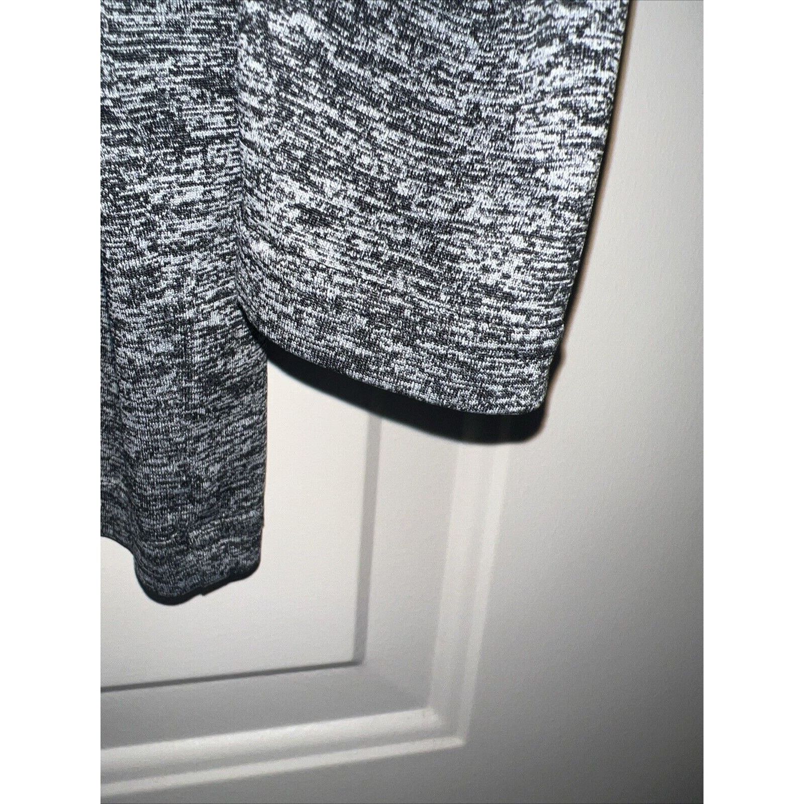 Under Armour Under Armour Gym Shirt Men's XXL Gray 1/4 Zip Pullover Tee Size US XXL / EU 58 / 5 - 4 Thumbnail