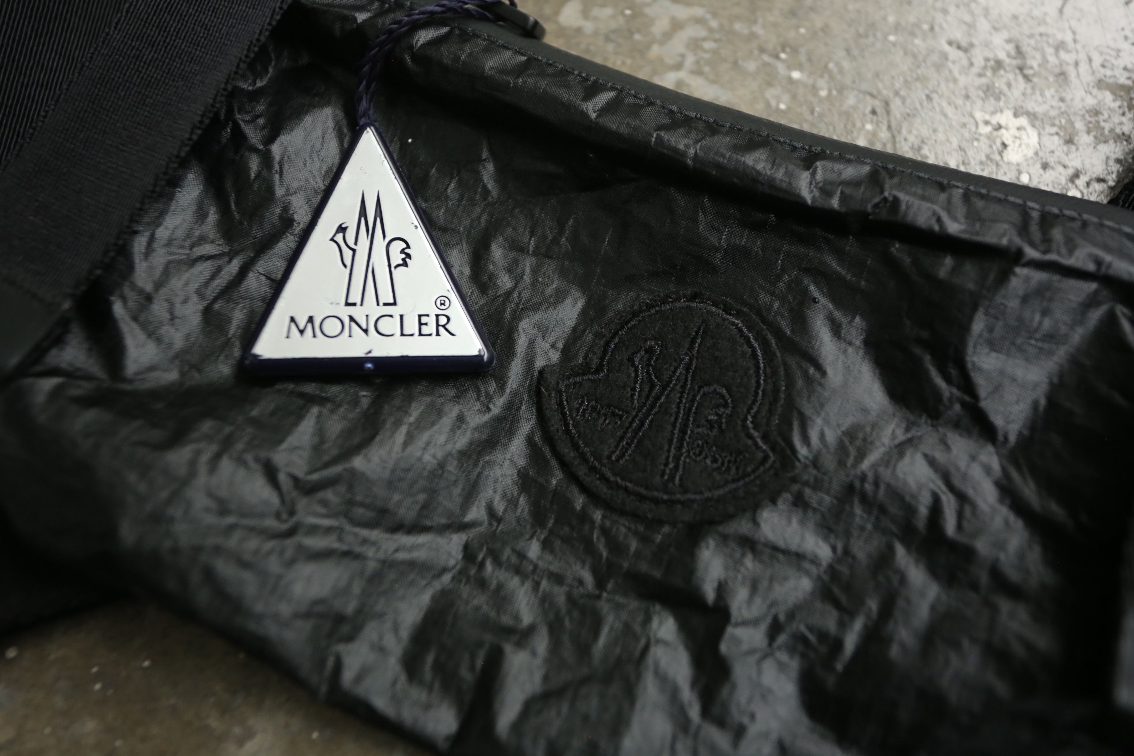 1017 ALYX 9SM × Moncler Moncler Genius 6 - 1017 Alyx 9SM - F/W 20 - Hand Warmer Vest Size US L / EU 52-54 / 3 - 6 Thumbnail