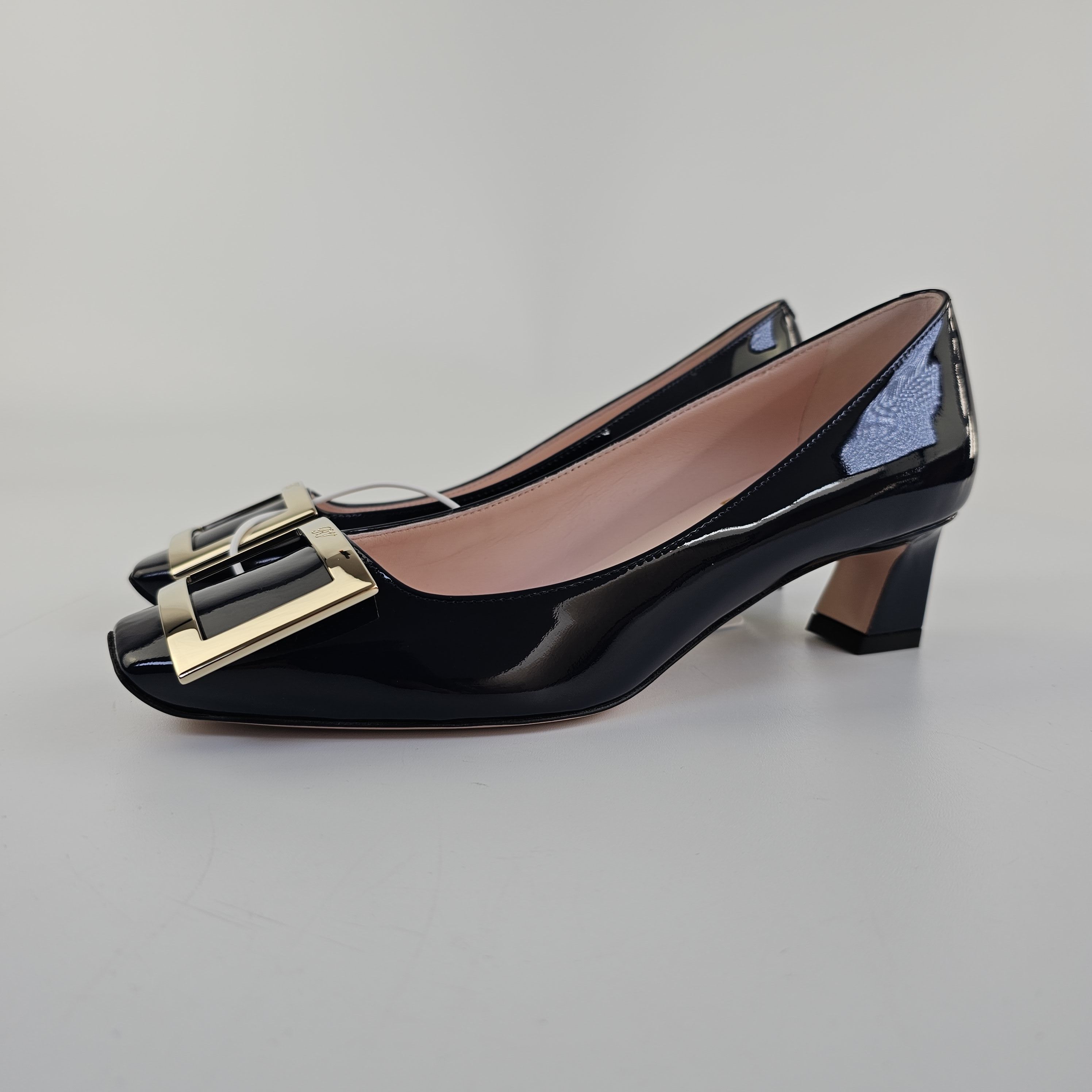 Roger Vivier Trompette Navy 45mm Patent Leather Pumps New