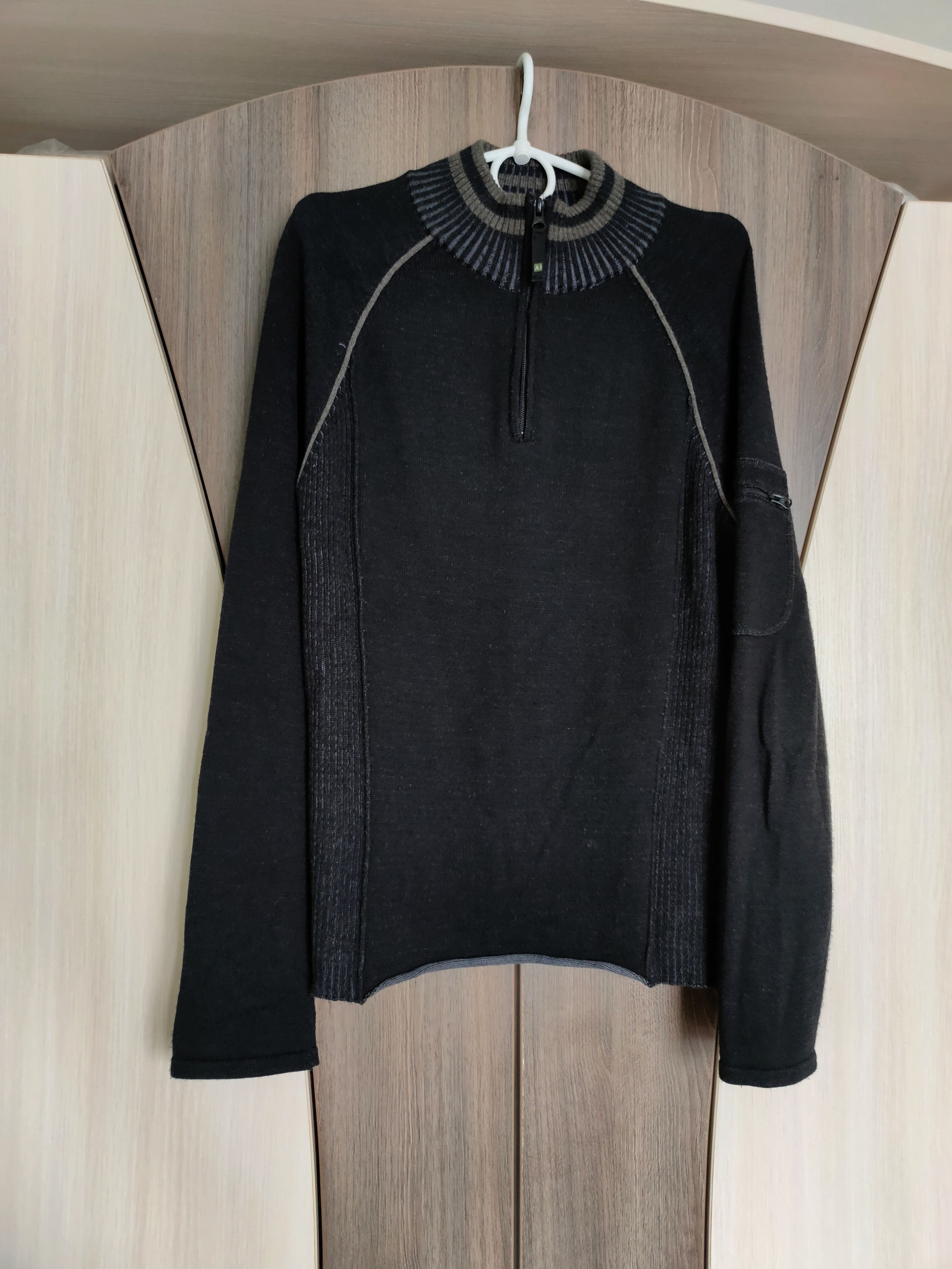 Armani Vintage Y2K Armani Jeans Sweater Pullover Giorgio Armani AJ Size US M / EU 48-50 / 2 - 3 Thumbnail