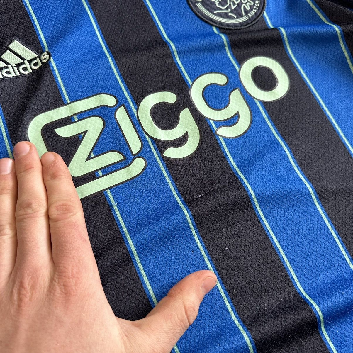Adidas Adidas Ajax Amsterdam 2021-22 Away Shirt Jersey Size S Size US S / EU 44-46 / 1 - 5 Thumbnail