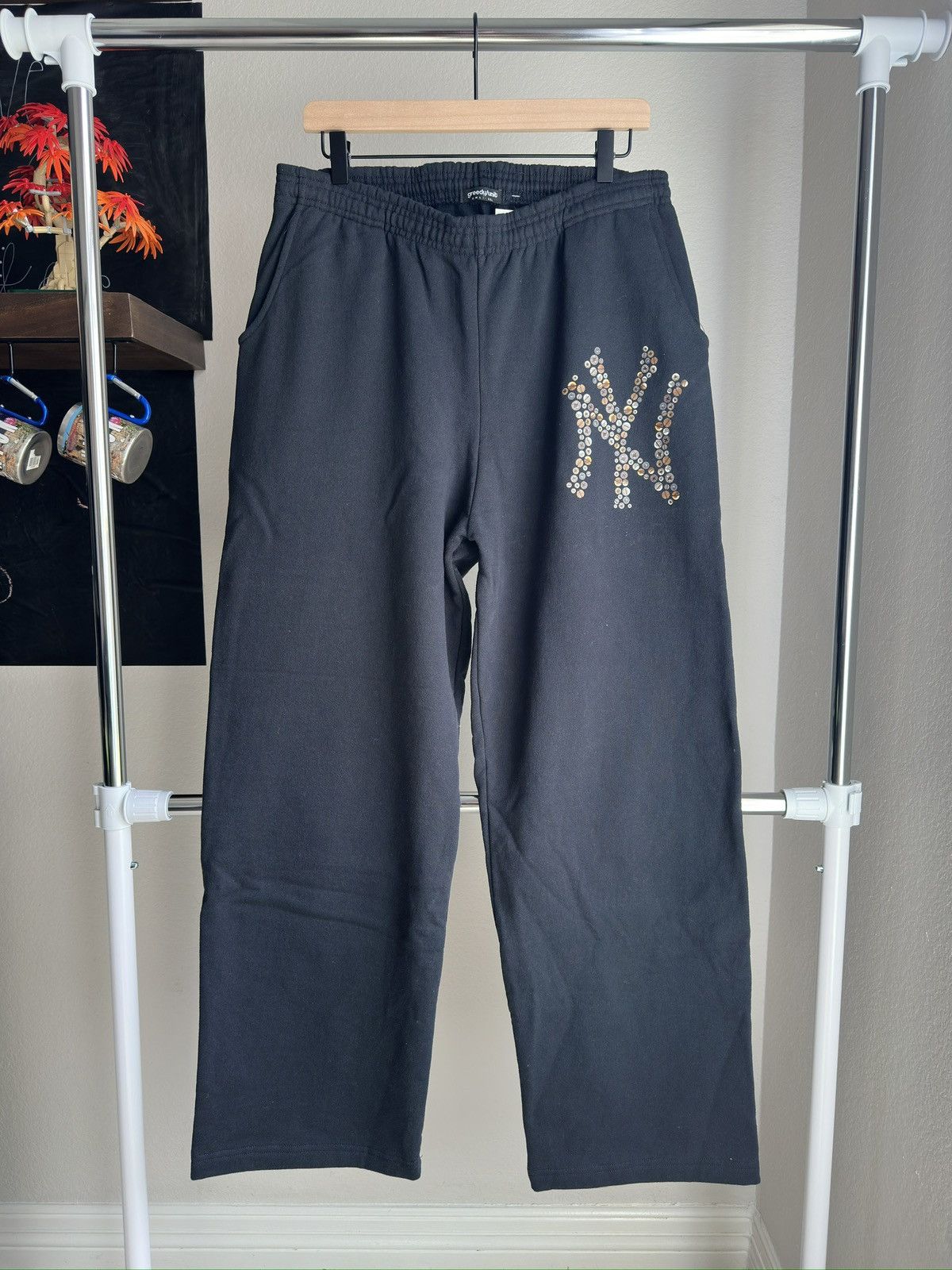 NY Screw Sweatpants Black
