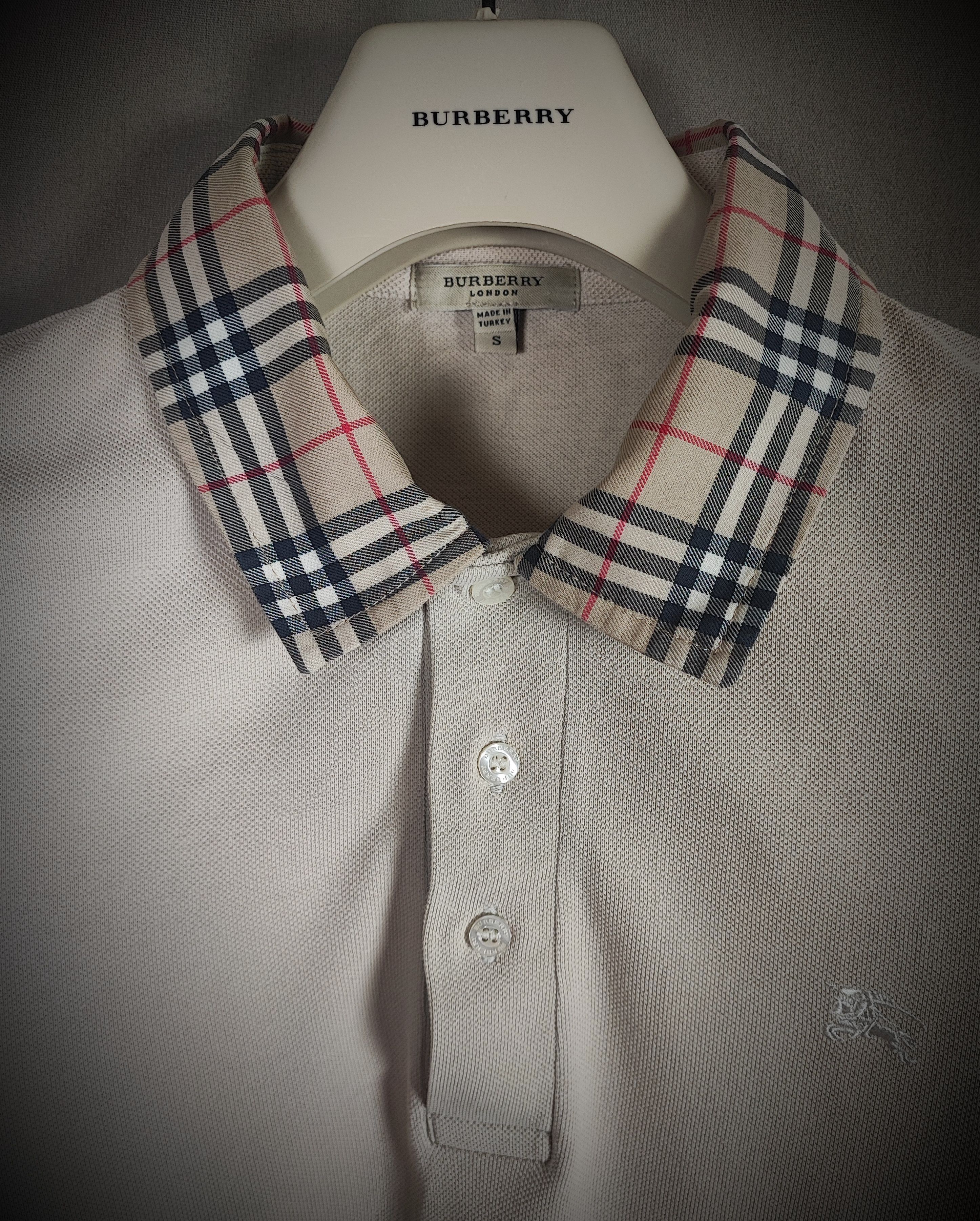 Burberry Burberry Polo S tan Size US S / EU 44-46 / 1 - 1 Thumbnail