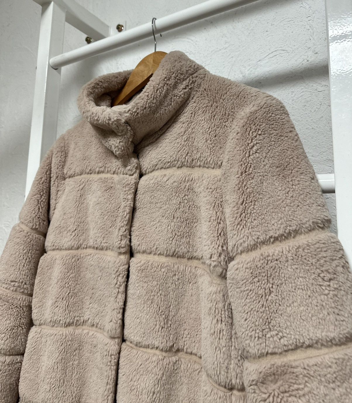 Other Women’s Marccain Faux Fur Coat Size M Size M / US 6-8 / IT 42-44 - 2 Thumbnail