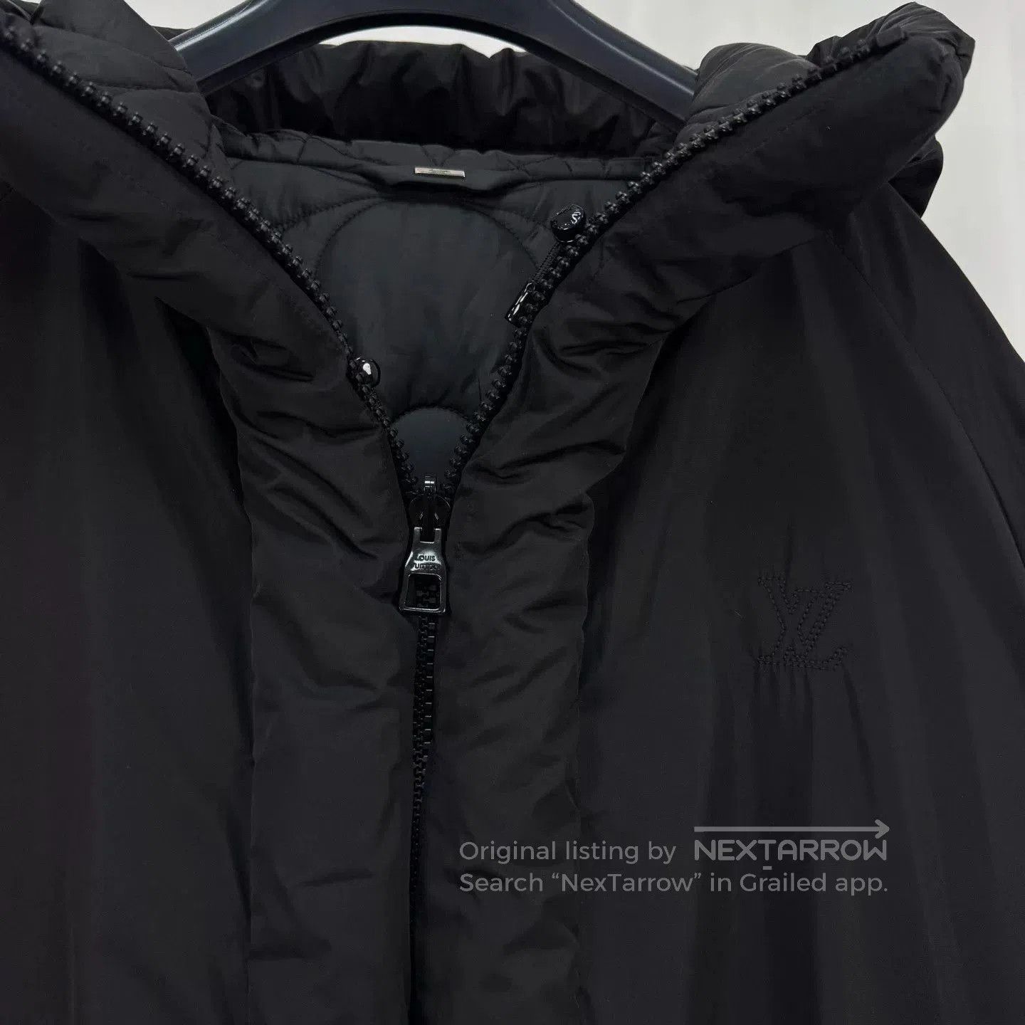 Louis Vuitton Louis Vuitton Embossed Reversible Padded Jacket. Size US L / EU 52-54 / 3 - 6 Thumbnail