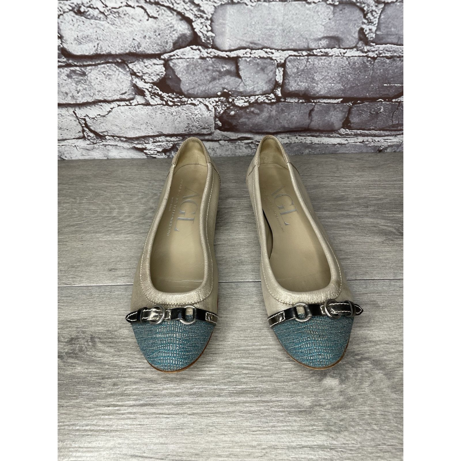 AGLINI AGL Metallic Gold Shimmer Leather Blue Cap Toe Ballet Flats Size US 6 / IT 36 - 3 Thumbnail