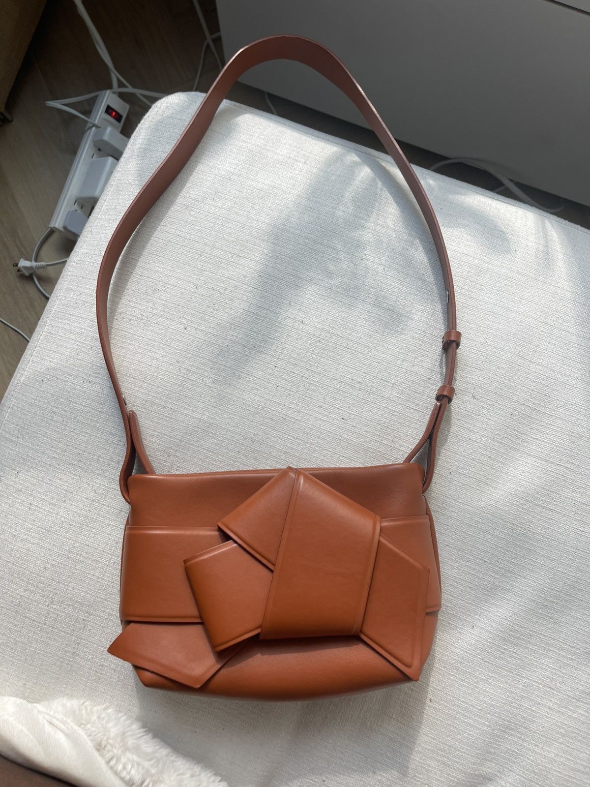 Acne Studios Acne Studios Musubi Mini Leather Bow Bag Size ONE SIZE - 1 Thumbnail