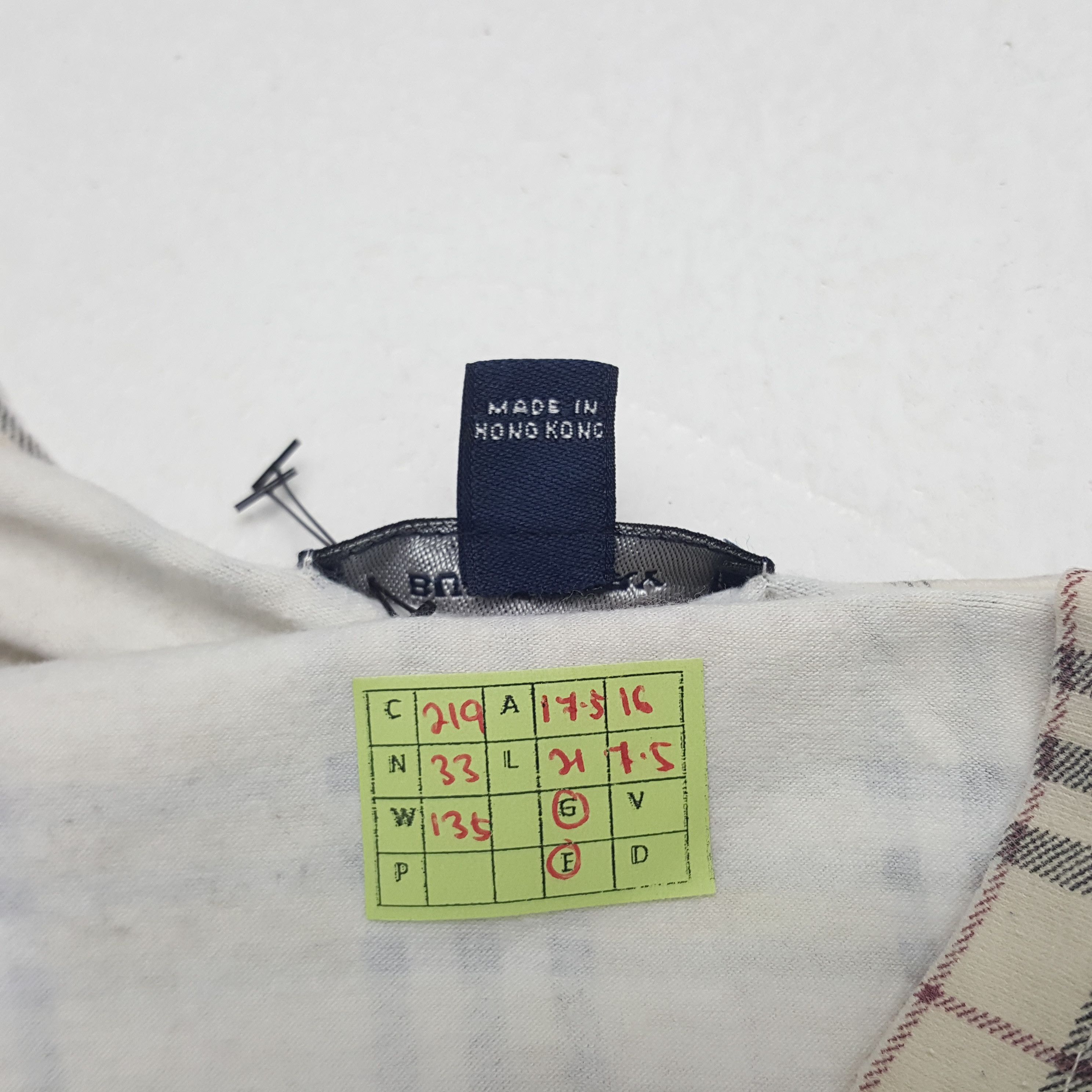Burberry × Vintage Vintage Burberry London Nova Check Crop Tshirt Size US S / EU 44-46 / 1 - 5 Thumbnail
