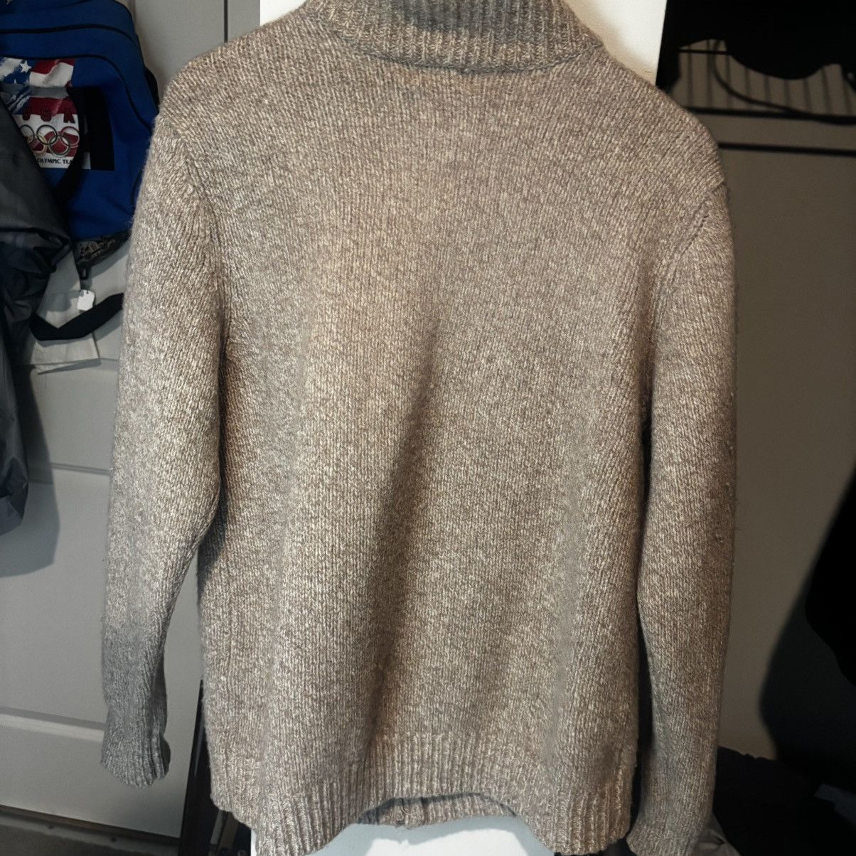 L.L. Bean LL Bean 100% Lambswool Knit Men's Sweater Size L Size US L / EU 52-54 / 3 - 3 Thumbnail