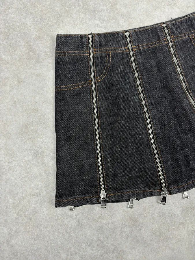 Dolce & Gabbana SS2003 Dolce & Gabbana Navy Denim Multi-Zip Skirt Size 28" / US 6 / IT 42 - 6 Thumbnail
