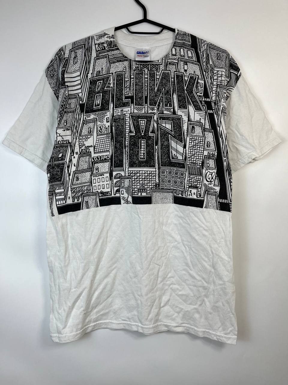 Gildan BLINK 182 GRAPHIC BAND T-SHIRT WHITE SIZE M Size US M / EU 48-50 / 2 - 1 Thumbnail