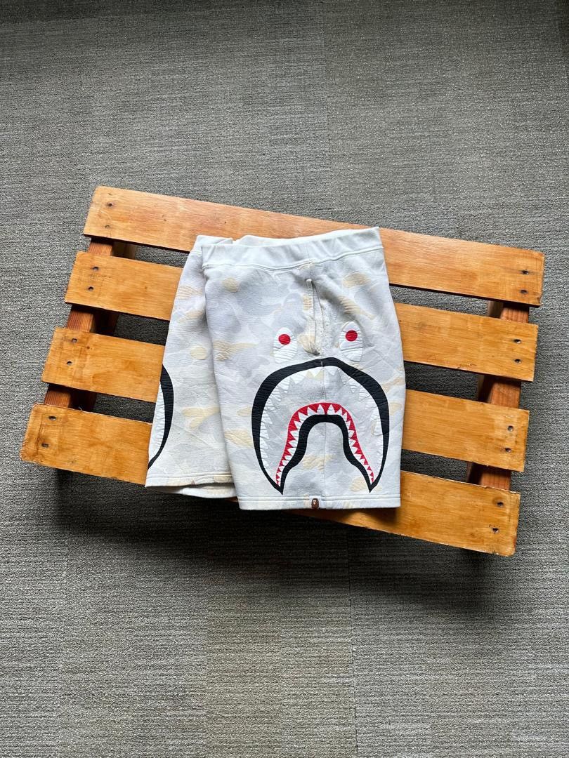 Bape BAPE SHARK SHORT CAMO Size US 34 / EU 50 - 2 Thumbnail