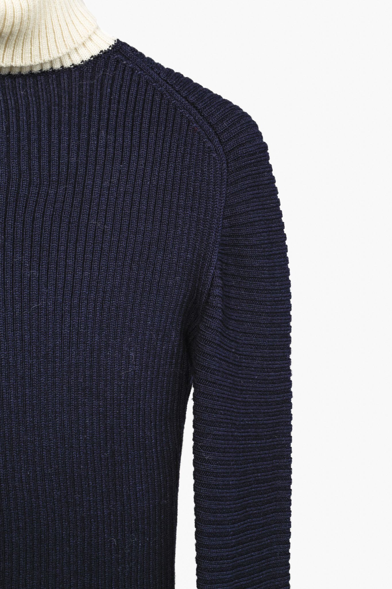 Acne Studios Acne Studios 2015 Bryn Clean Navy Wool Turtleneck Sweater Size S / US 4 / IT 40 - 5 Thumbnail
