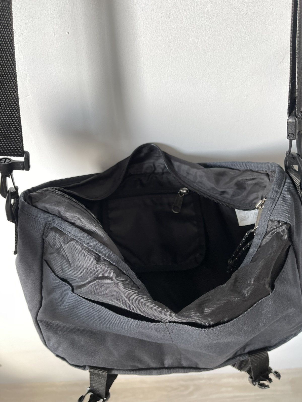 Eastpak Eastpak USA y2k Crossbody Outdoor Messenger Bag Size ONE SIZE - 10 Thumbnail