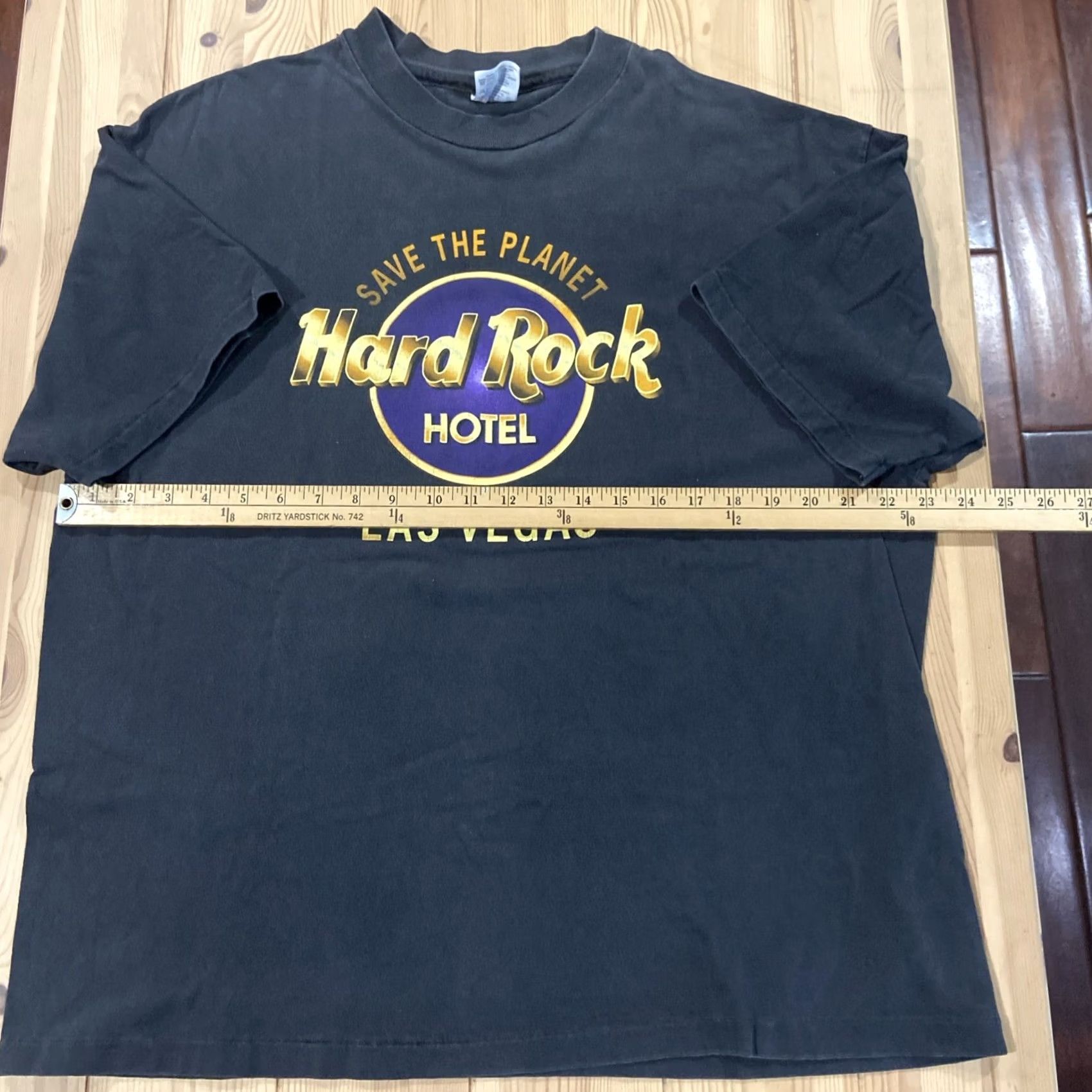 Hard Rock Cafe VINTAGE Hard Rock Cafe Hotel Las Vegas Tee T Shirt Black XL Mens Graphic Tee 1990s Size US XL / EU 56 / 4 - 6 Thumbnail