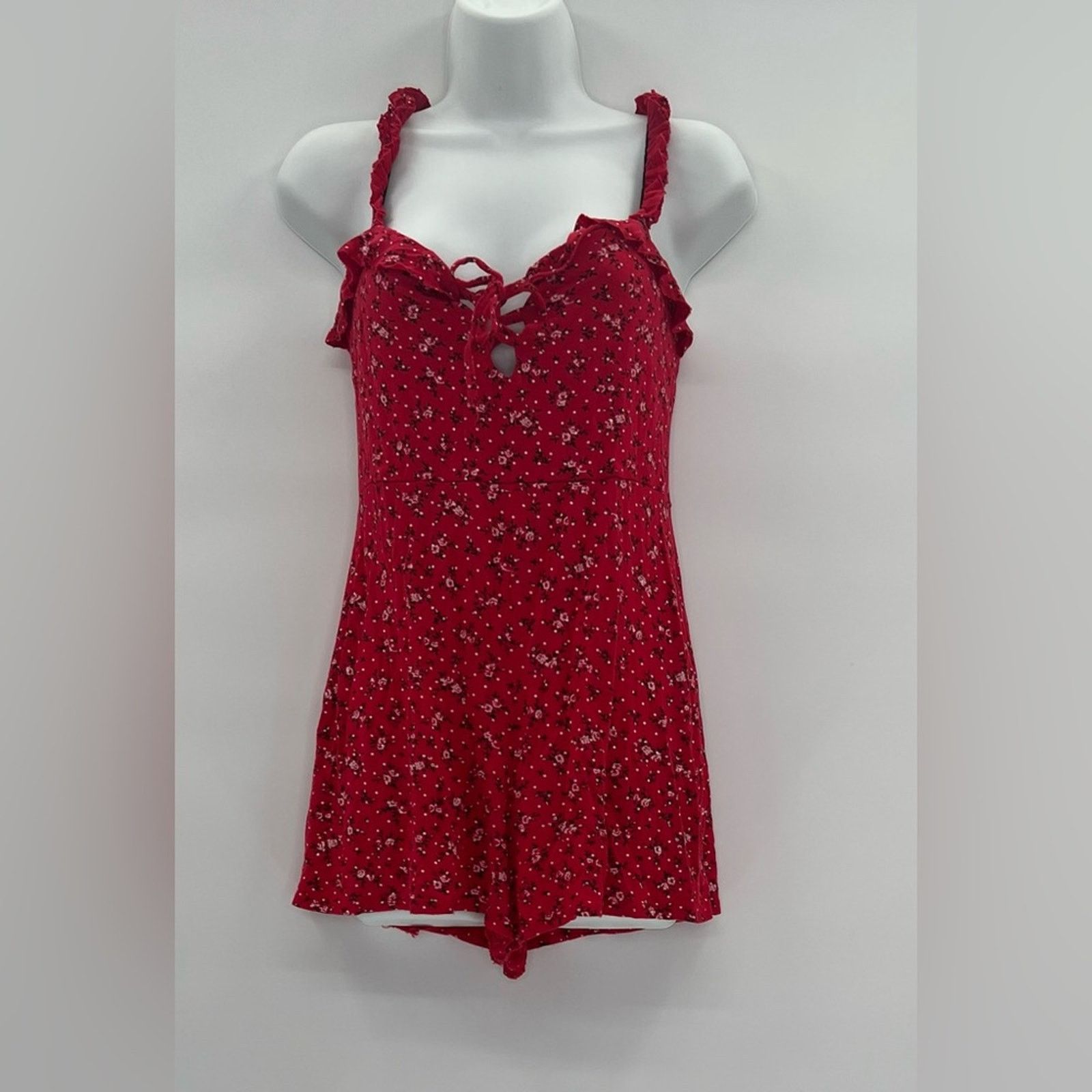 Boohoo Boohoo Red Ditsy Floral Playsuit Size 10 Size 32" / US 10 / IT 46 - 3 Thumbnail