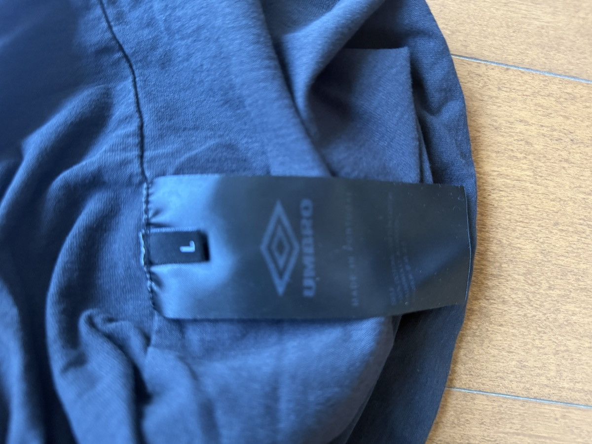 Umbro Umbro inside out embroidered t Size US XL / EU 56 / 4 - 4 Thumbnail