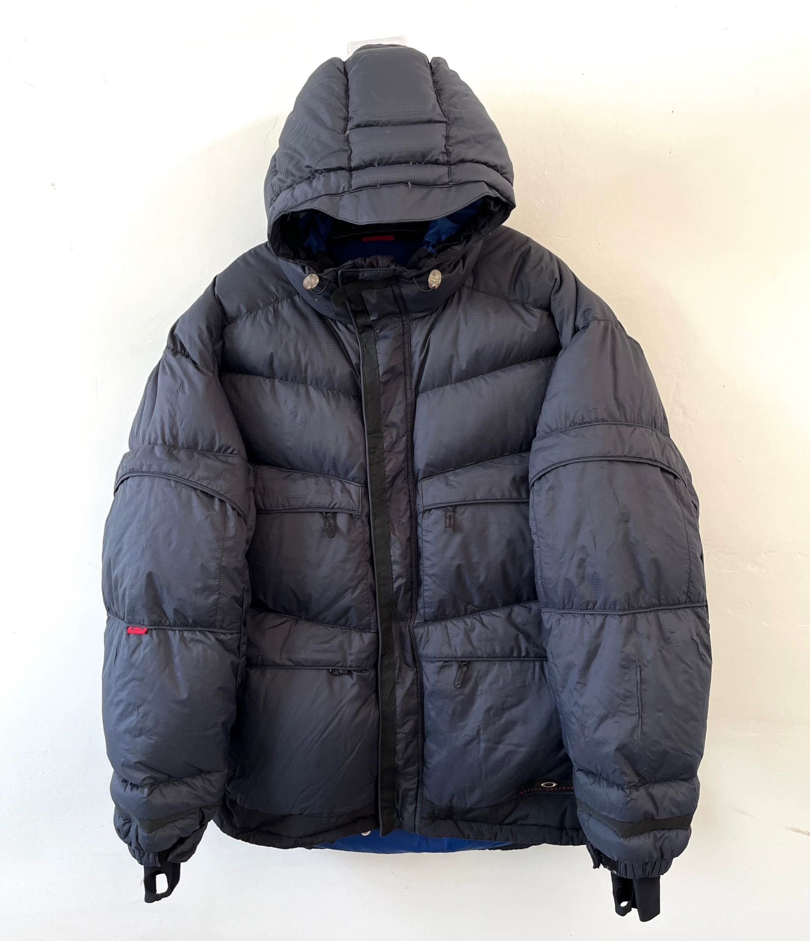 Oakley Oakley Vintage 00s Down Jacket L Size US L / EU 52-54 / 3 - 1 Thumbnail