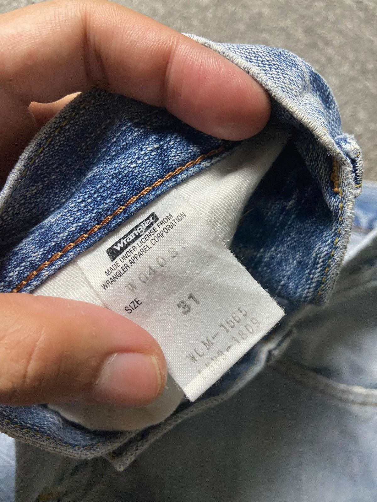 Wrangler Vintage Wrangler Premium Relaxed Fit Jeans (138) Size US 31 - 3 Thumbnail