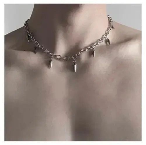 Japanese Brand Unisex punk pendant choker chain spike necklace vintage rock Size ONE SIZE - 1 Preview