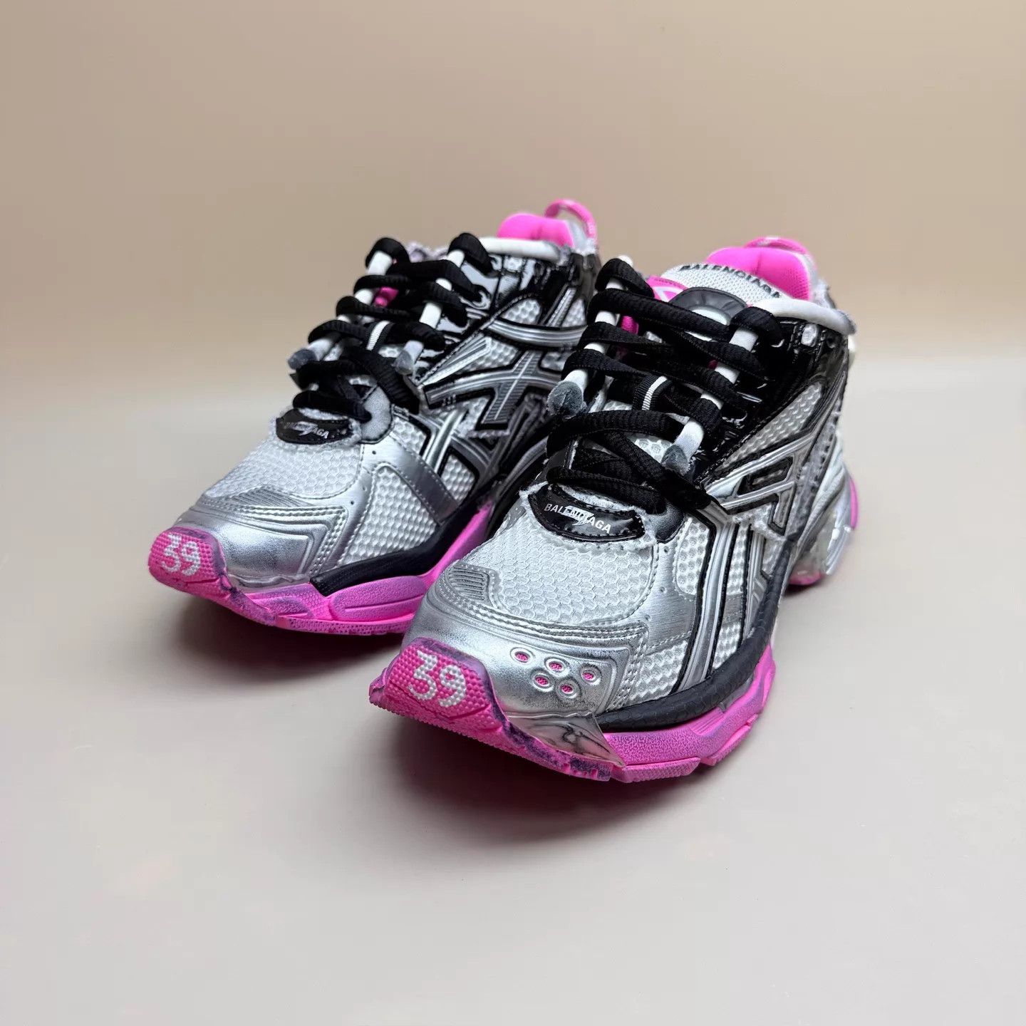 Balenciaga Balenciaga Runner Deconstructed Black & Pink 39 Size US 8.5 / IT 38.5 - 1 Thumbnail