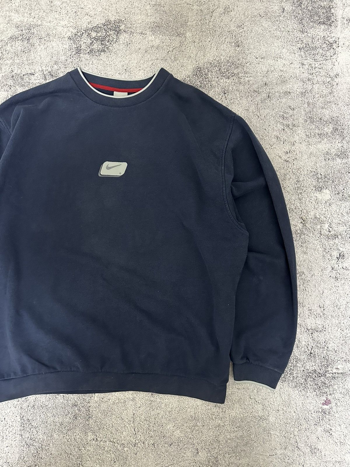 Nike Vintage Nike Blue Sweatshirt Box Logo Centre Embroidered Size US XL / EU 56 / 4 - 4 Thumbnail