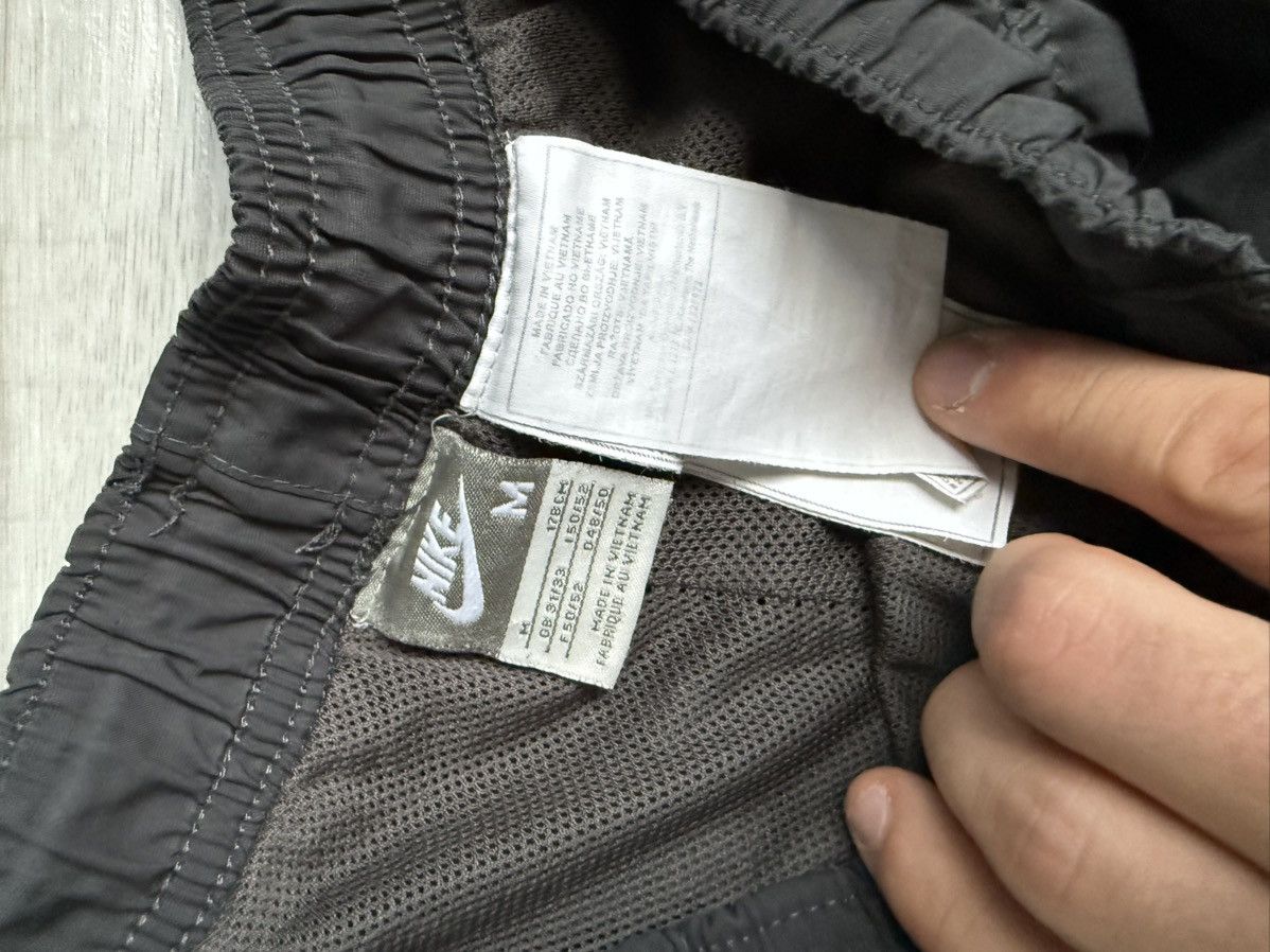 Nike × Vintage Vintage Nike Baggy Track Pants Nylons y2k swoosh logo Size US 32 / EU 48 - 6 Thumbnail