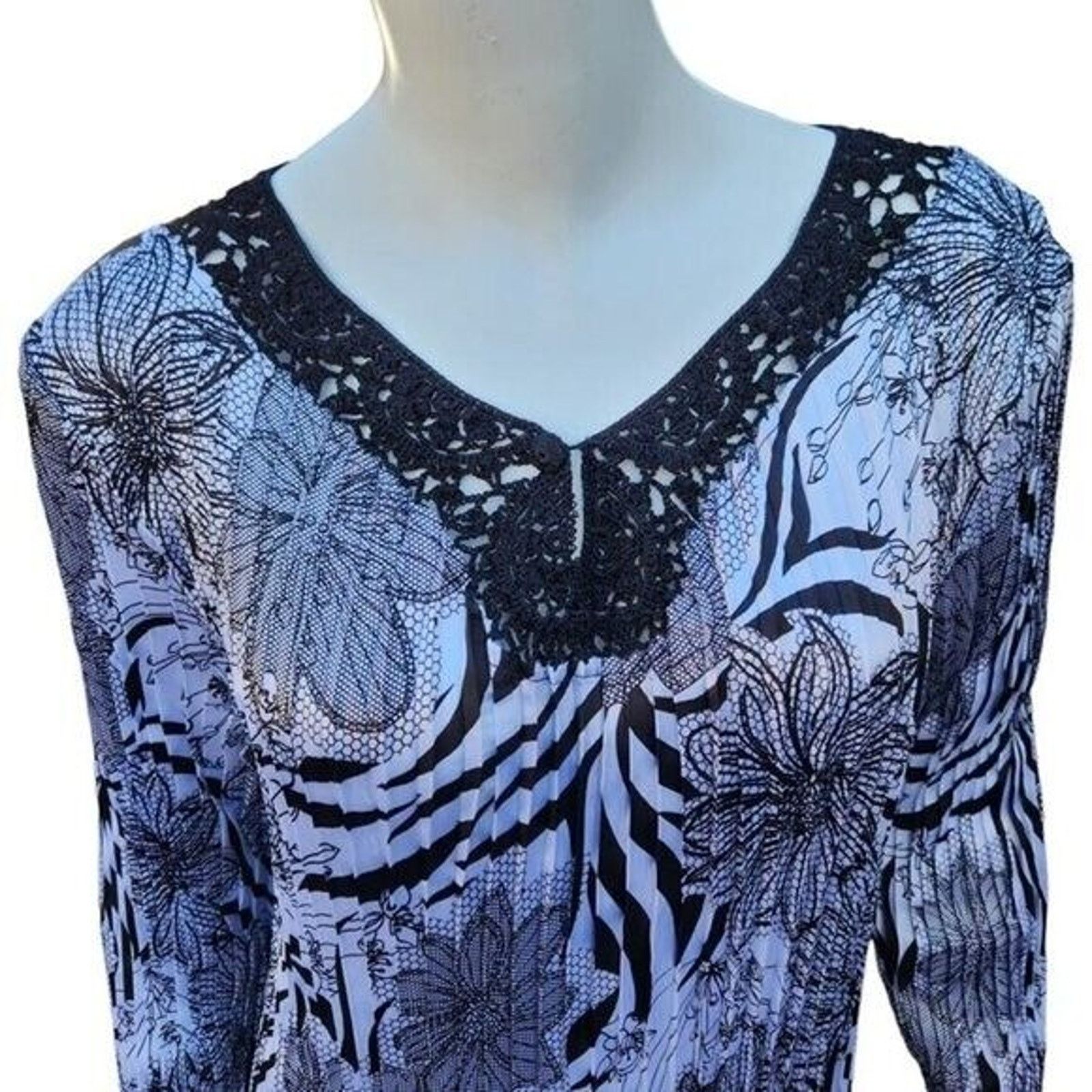 Other Multiples Womens Blouse Size XL Stretchable Size XL / US 12-14 / IT 48-50 - 1 Thumbnail
