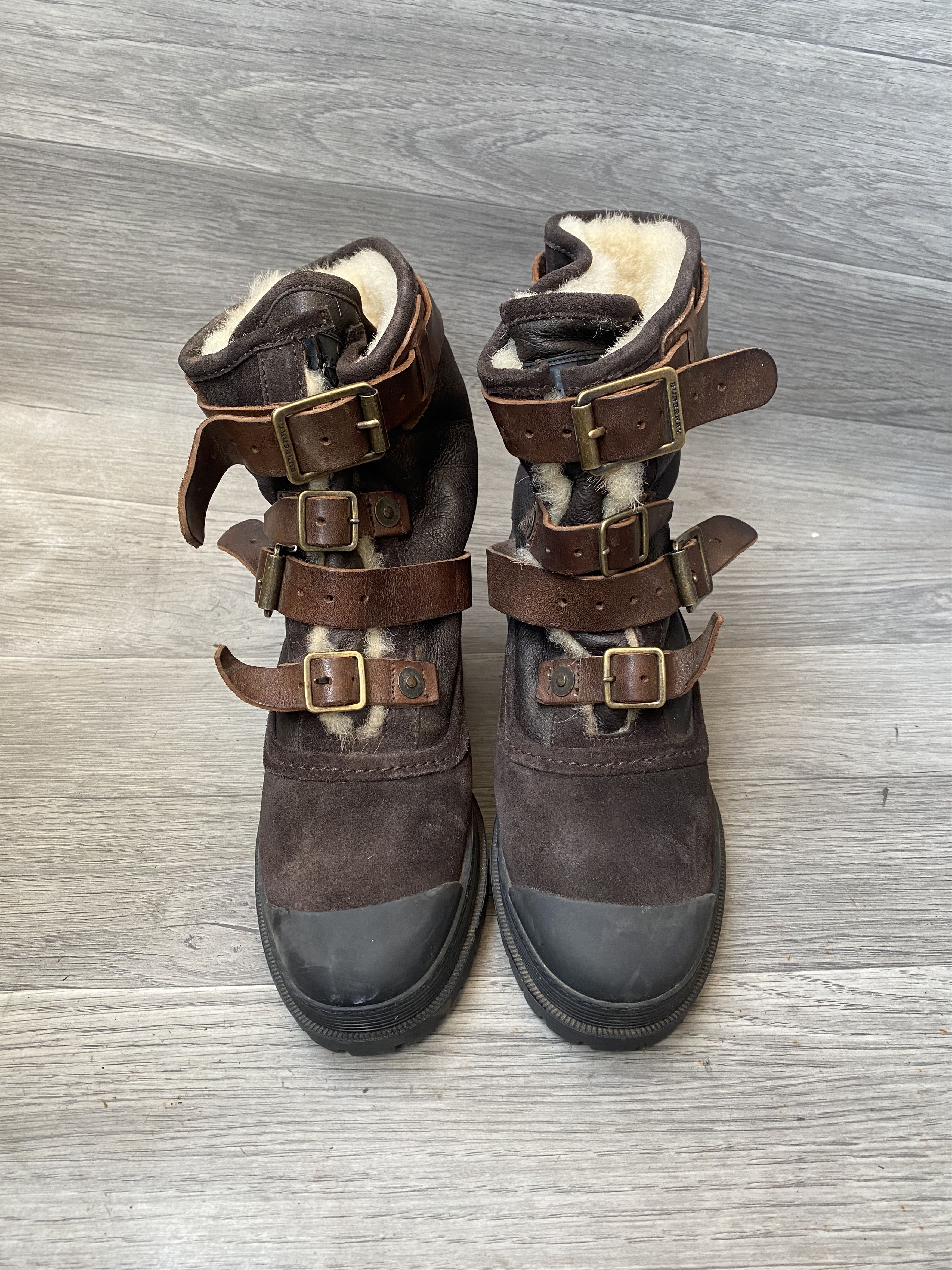Burberry Burberry aviator duke fur lined suede boots Size US 8 / IT 38 - 2 Thumbnail