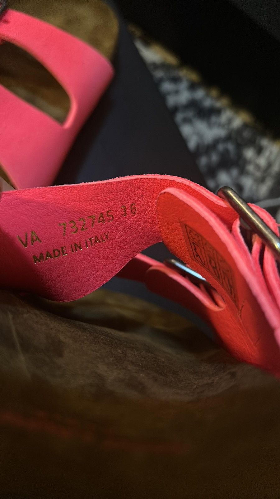Saint Laurent Paris Saint Laurent Jimmy Buckle Flat Sandals in Suede size 36 Size US 6 / IT 36 - 3 Thumbnail