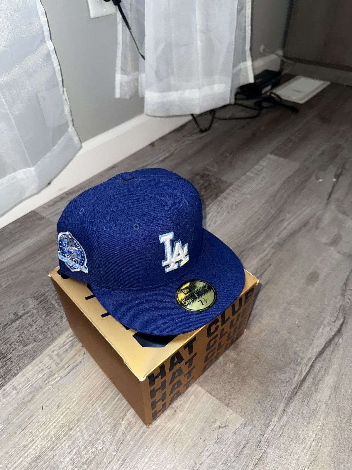Hat Club Hat Club Icy Blue bottom LA Dodgers WITH PIN Size ONE SIZE - 1 Thumbnail