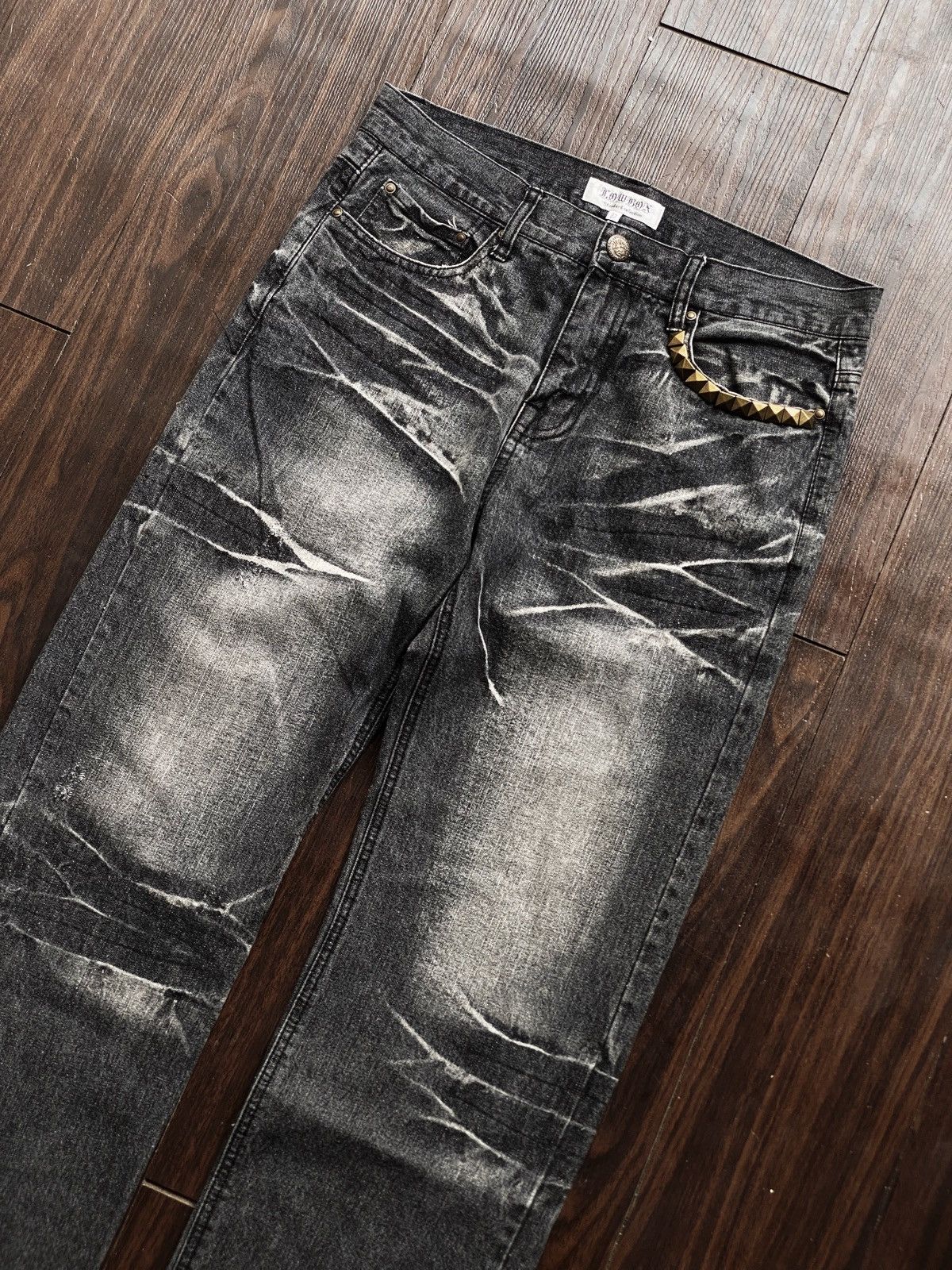 Japanese Brand STUDDED JAPANESE LOWBOX RUSTY BLACK GRAY DENIM Size US 31 - 8 Thumbnail