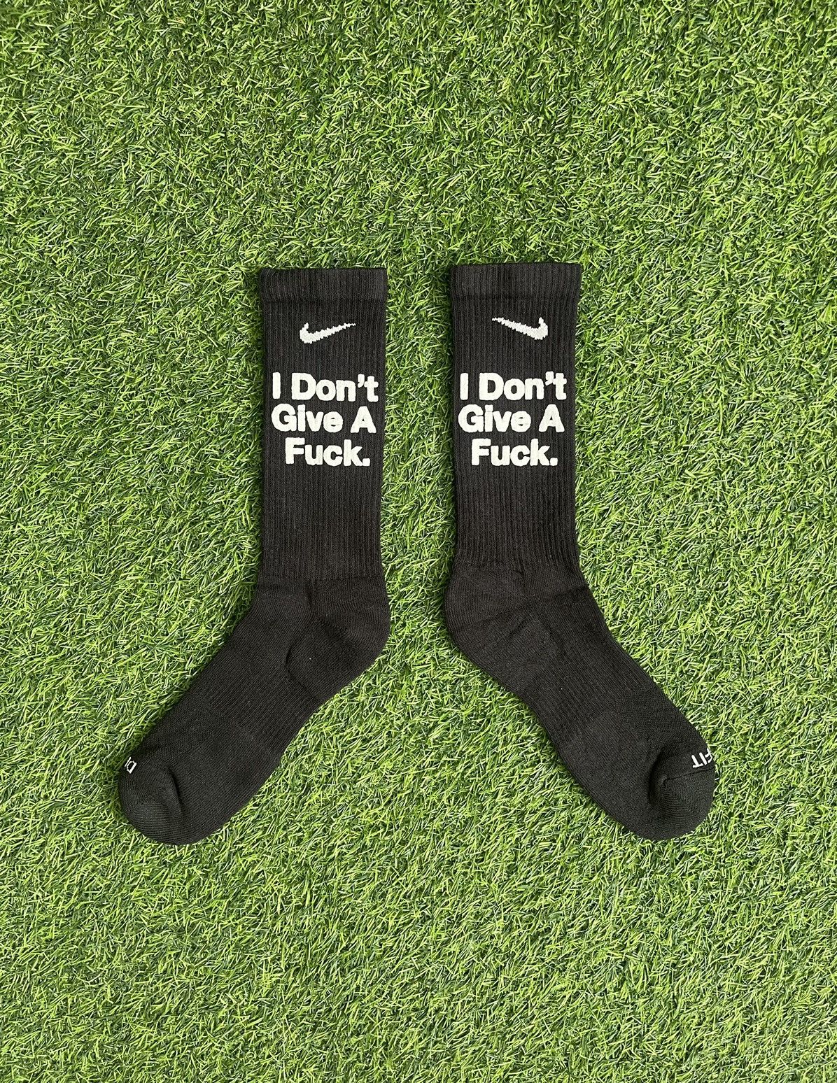 Vintage NIKE CUSTOM IDGAF SOCKS Size ONE SIZE - 1 Thumbnail