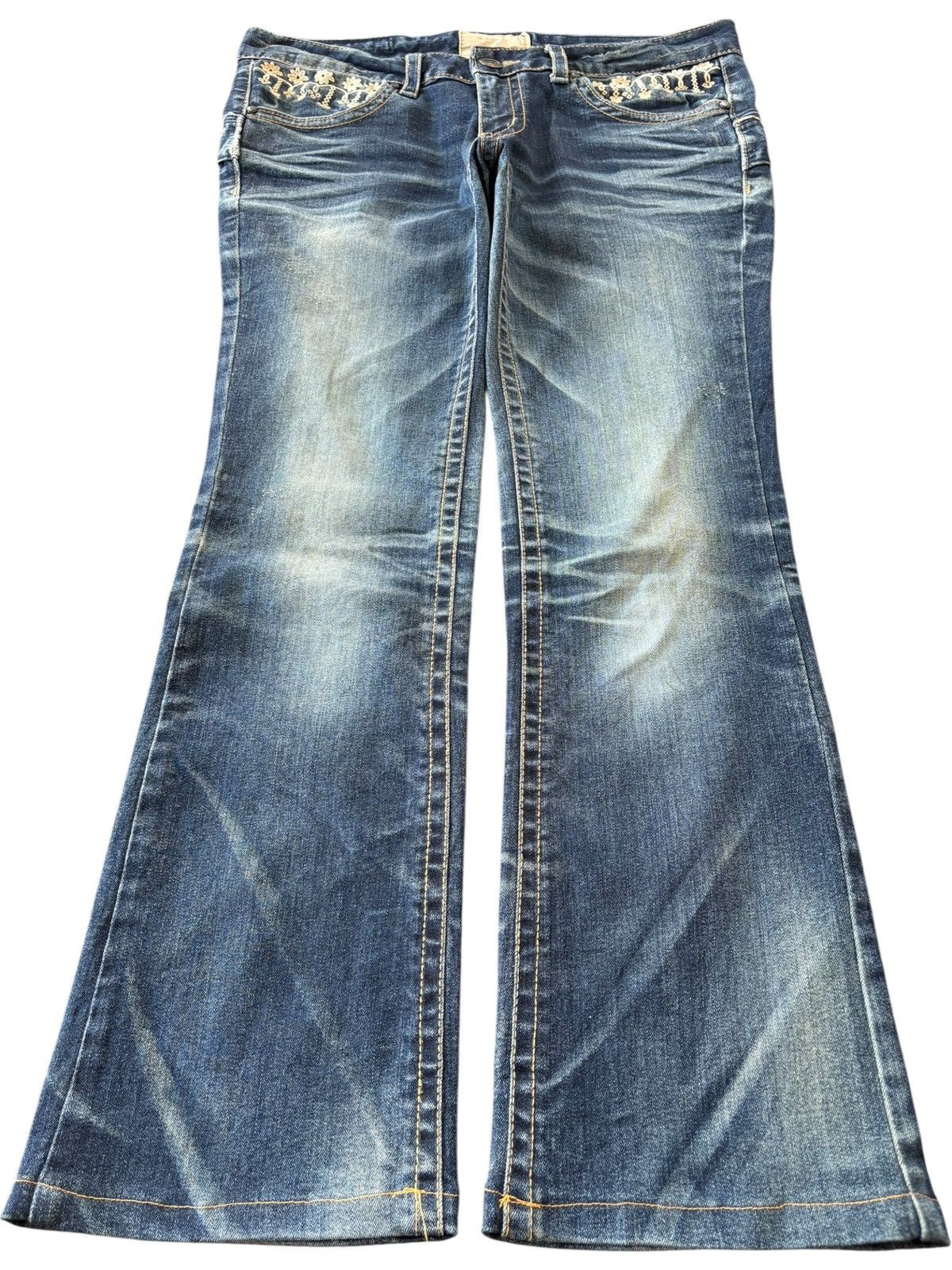 Japanese Brand Vintage Lolita Low Rise Embroidered Flare Jeans Size 34" / US 12 / IT 48 - 2 Thumbnail