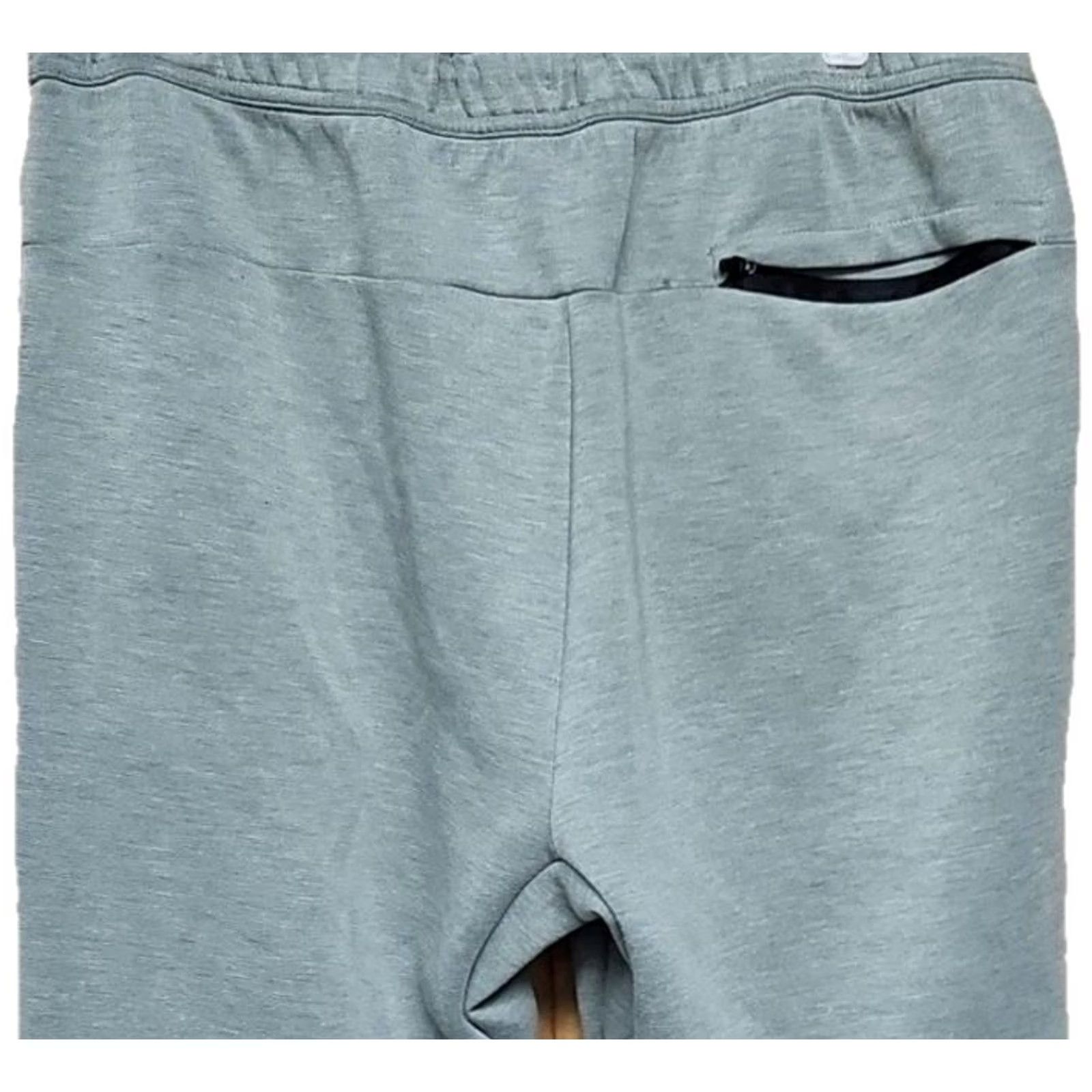 Nike Nike Jogger Pants Mens L Green Drawstring Tapered Activewear Short Description: None Size US 33 - 5 Thumbnail
