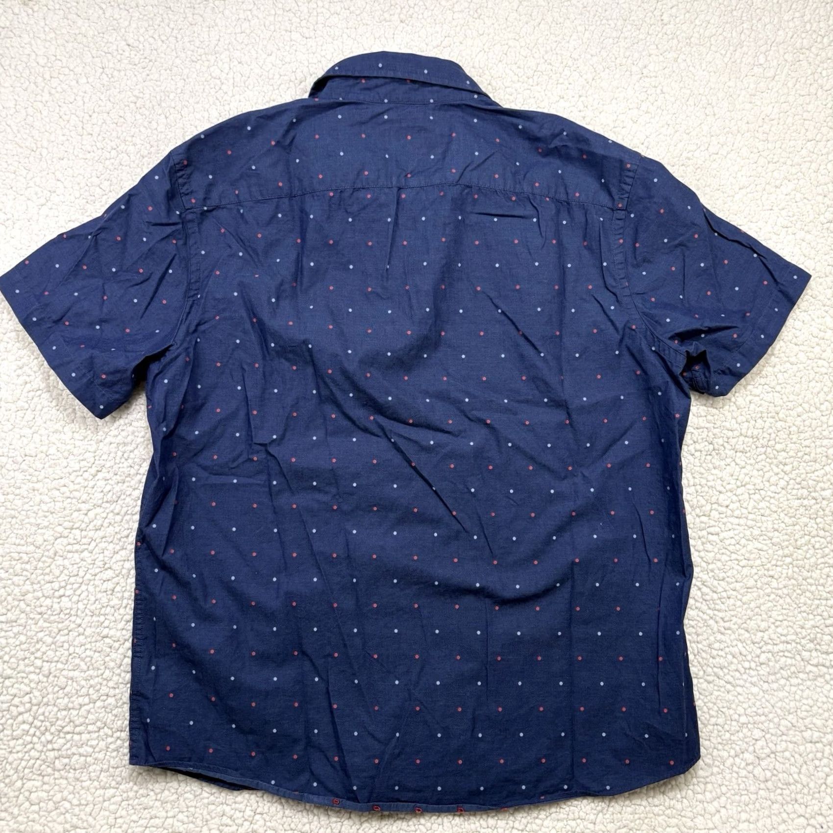 UNTUCKit UNTUCKit Mens L Button-Up Shirt Multicolor Polka Dot Short Sleeve Cotton Navy Red Slimming Easy Care Regular Casual Shirt Mens Front Button Closure Size US L / EU 52-54 / 3 - 3 Thumbnail
