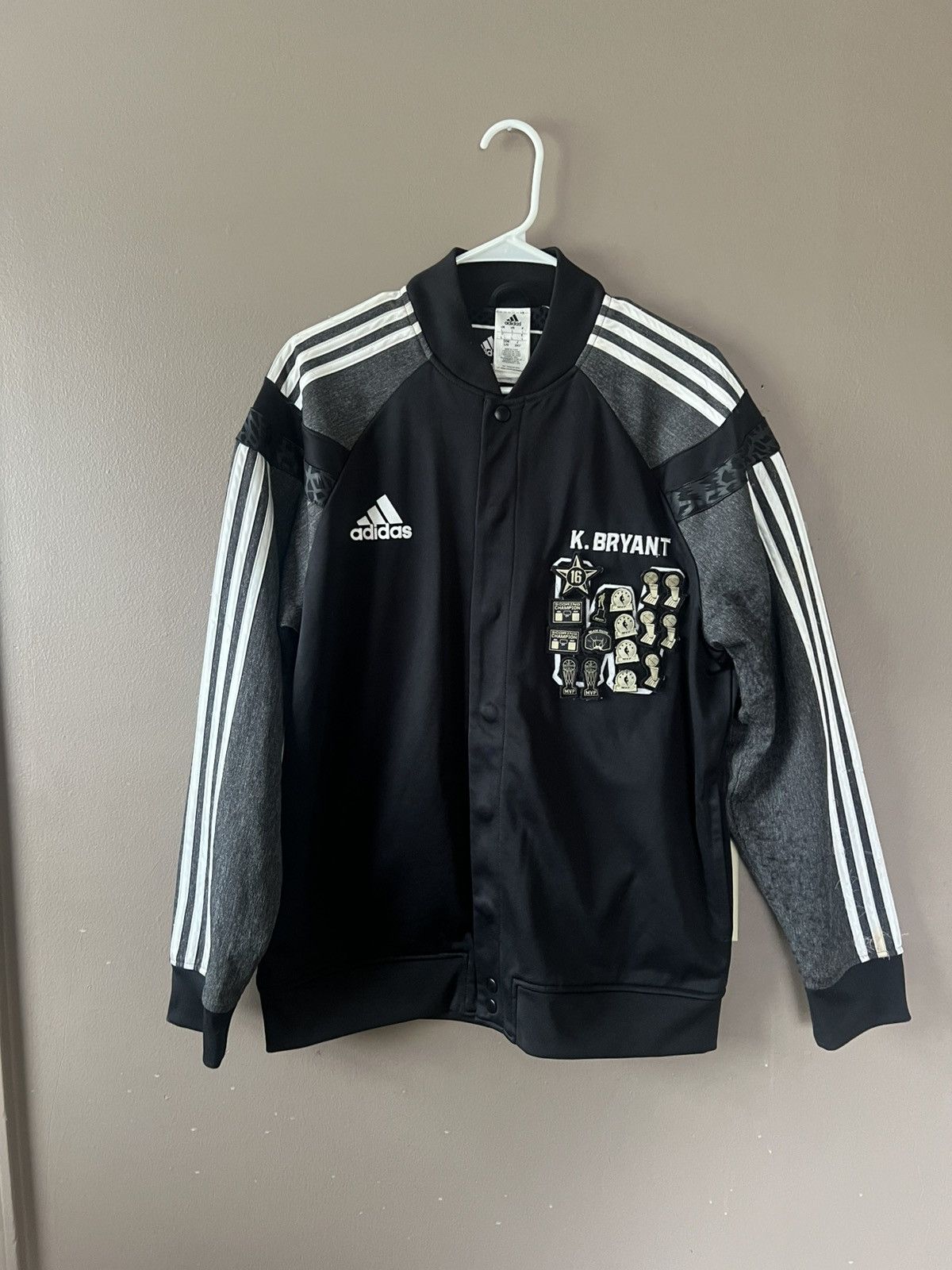 Adidas 2014 All Star Kobe Bryant warm up jacket Size US L / EU 52-54 / 3 - 1 Thumbnail